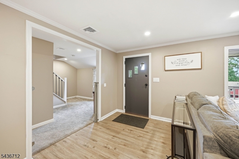 13 HIGHVIEW TRAIL