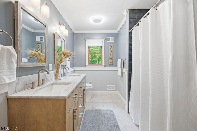 13 HIGHVIEW TRAIL