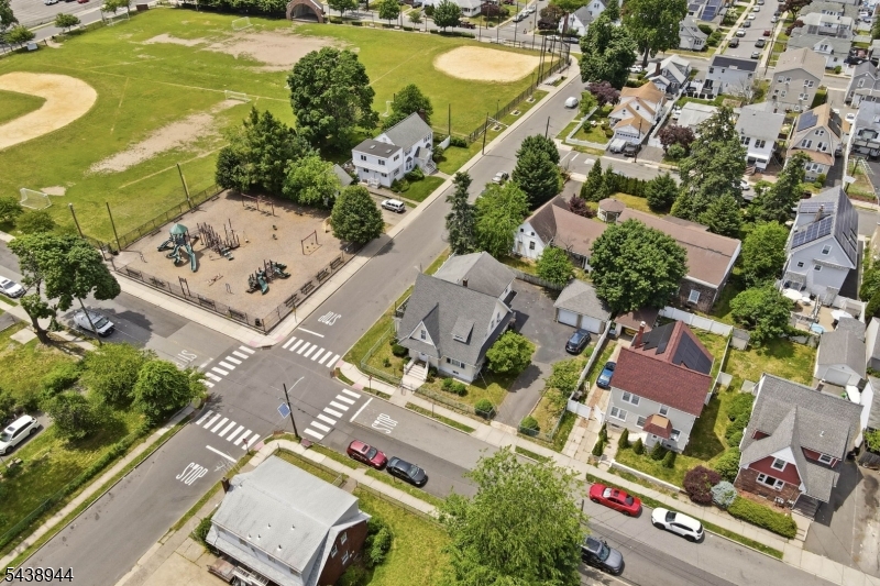 21 N 13Th St