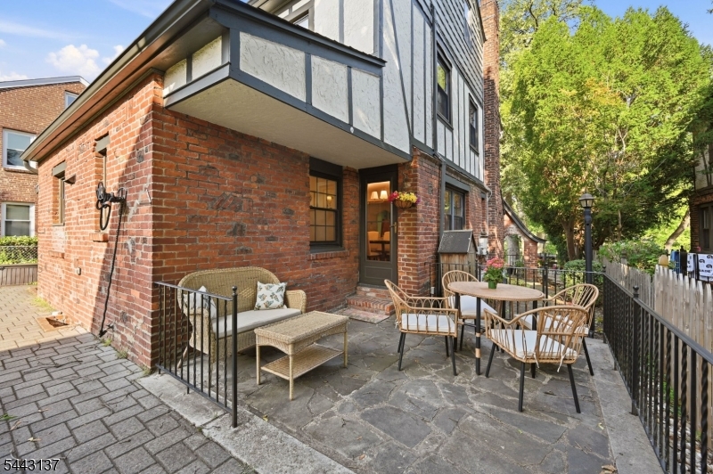 23 PARK DRIVE