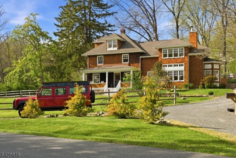 12 COLD SPRINGS ROAD