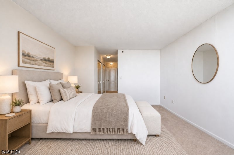 10 SMITH MANOR BLVD 607