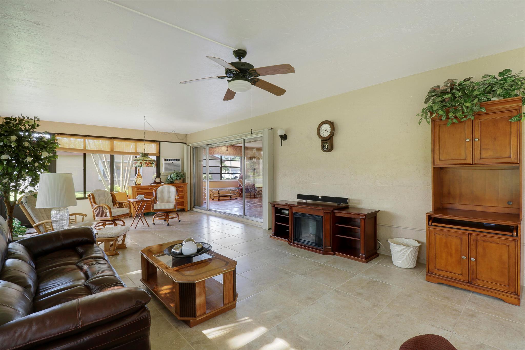 4707 Rainbow Drive
