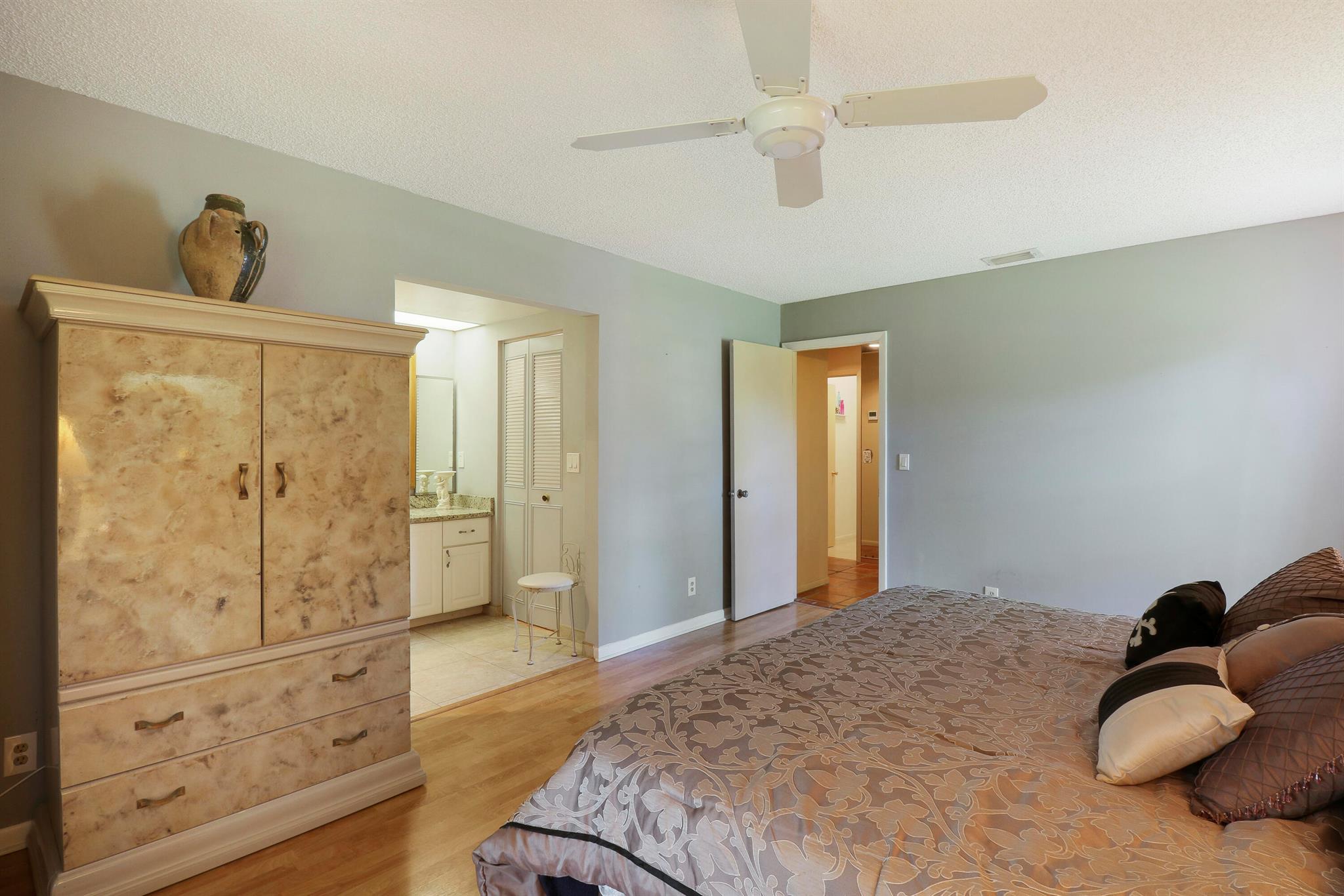 4707 Rainbow Drive