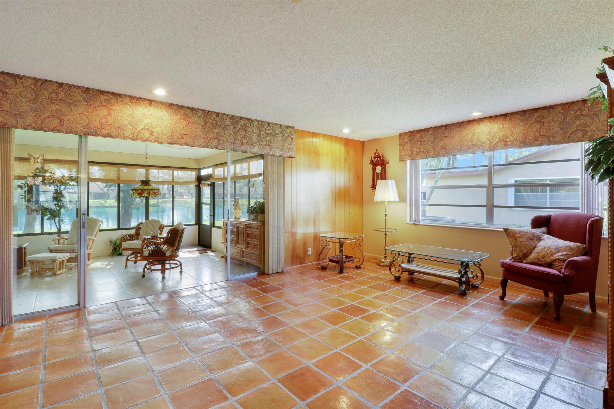 4707 Rainbow Drive