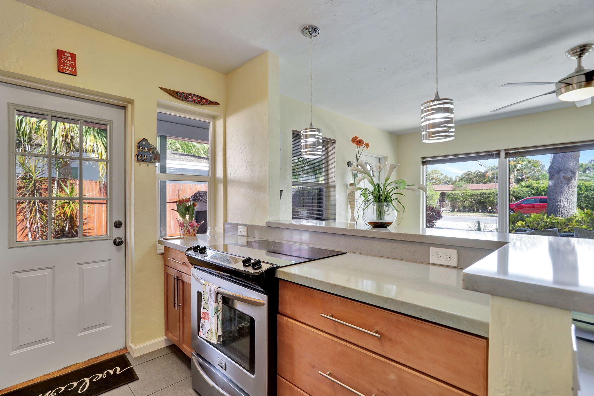 2412 NE 4th Street E-W