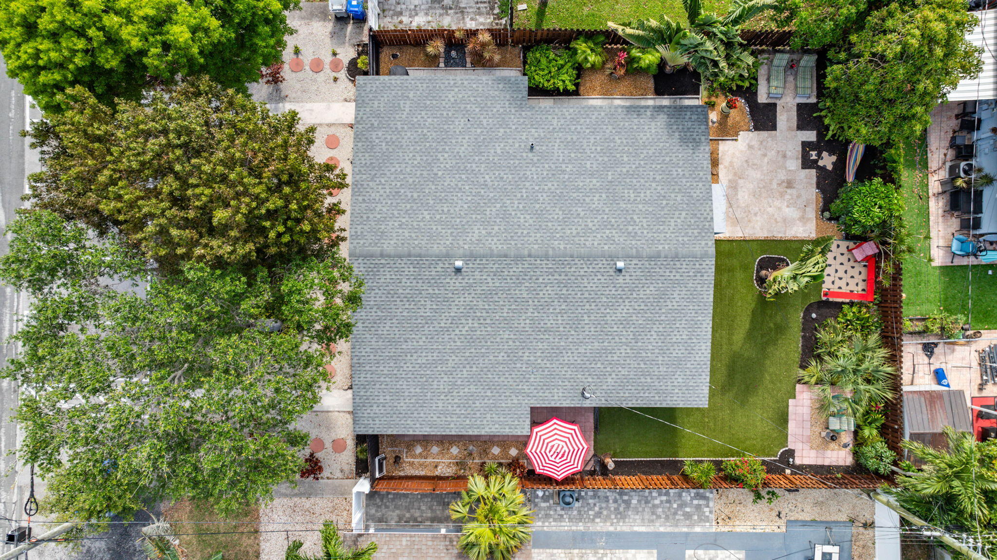 2412 NE 4th Street E-W