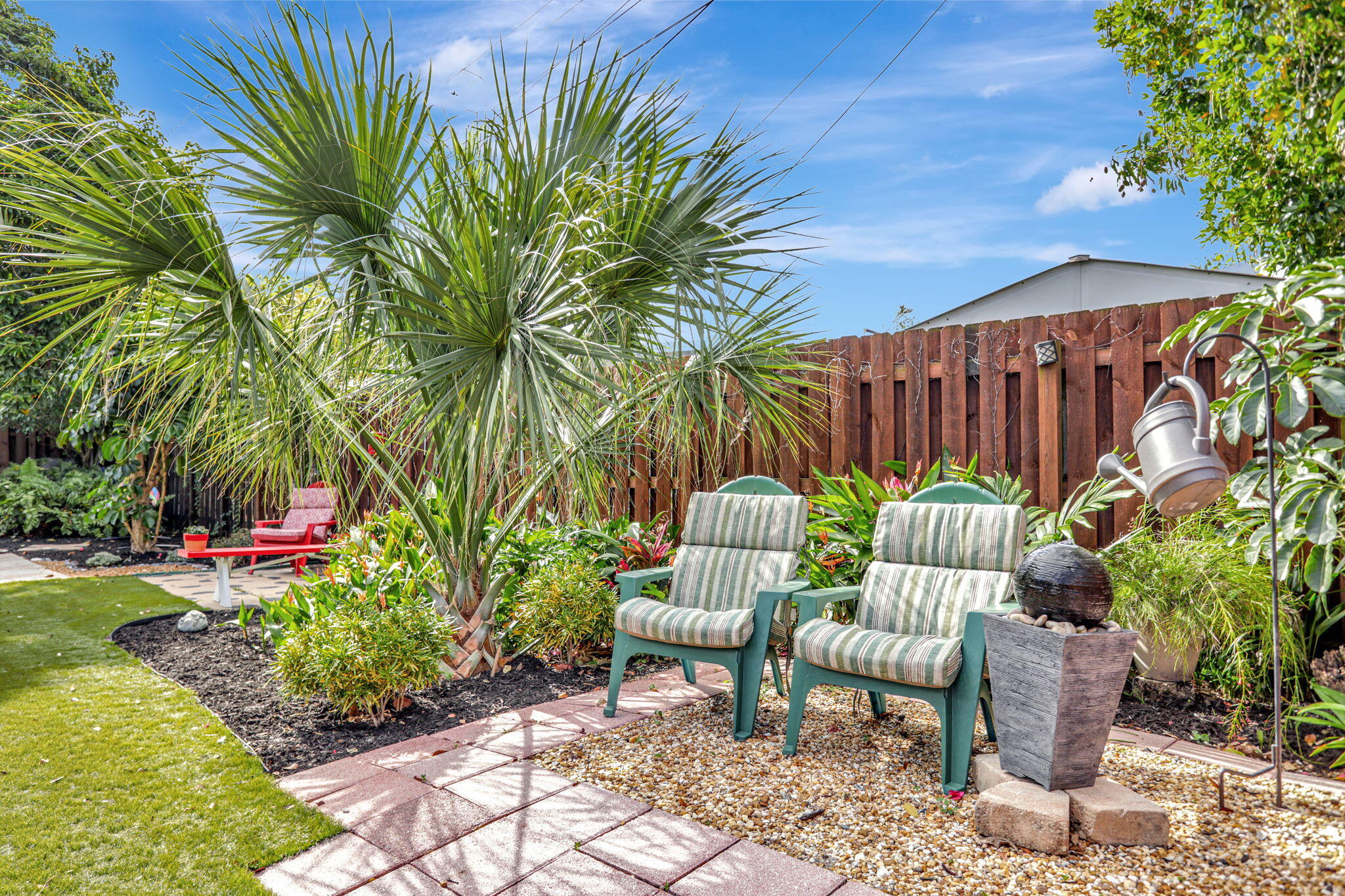 2412 NE 4th Street E-W