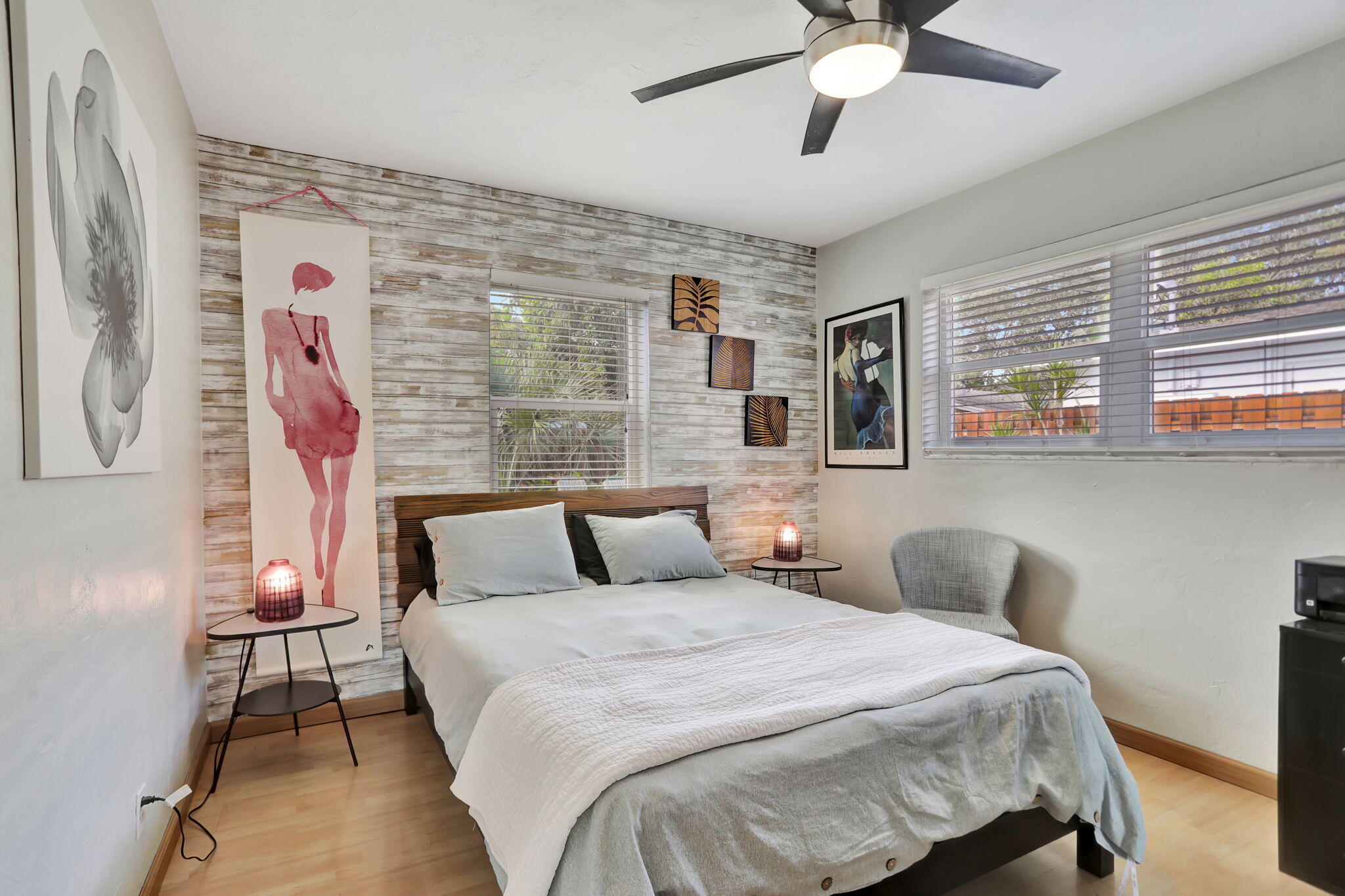 2412 NE 4th Street E-W