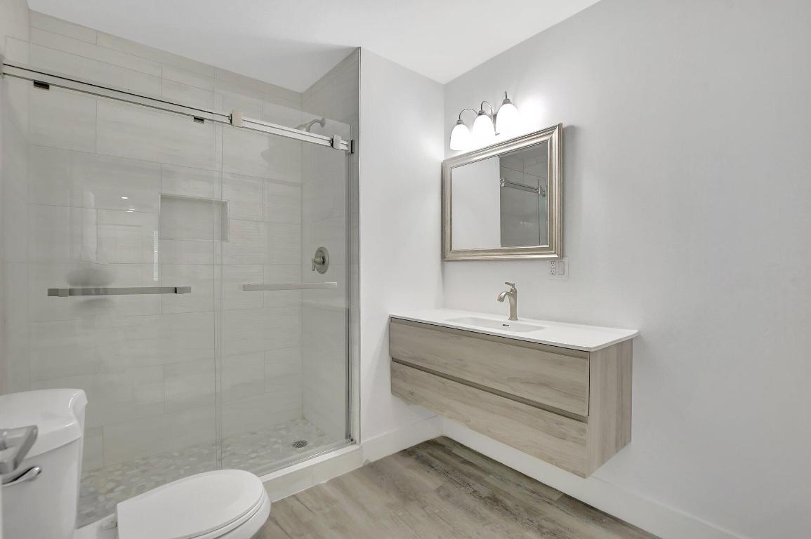 8700 Belle Aire Drive