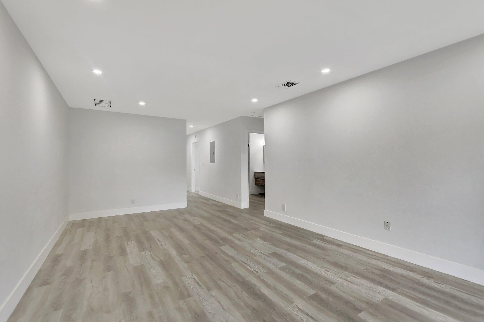 8700 Belle Aire Drive