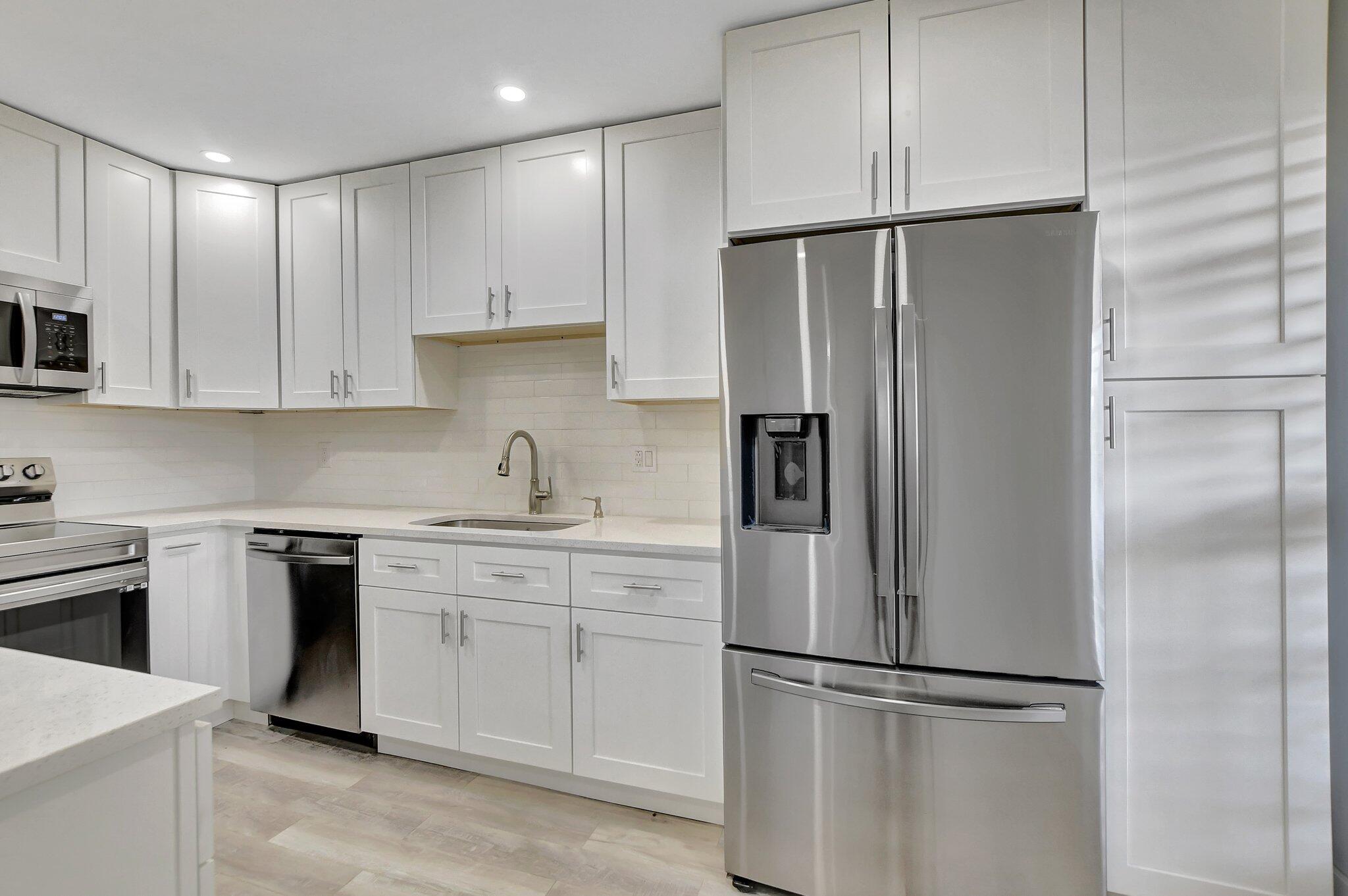 8700 Belle Aire Drive