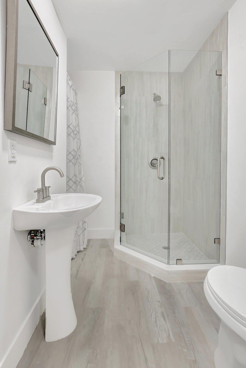 8700 Belle Aire Drive