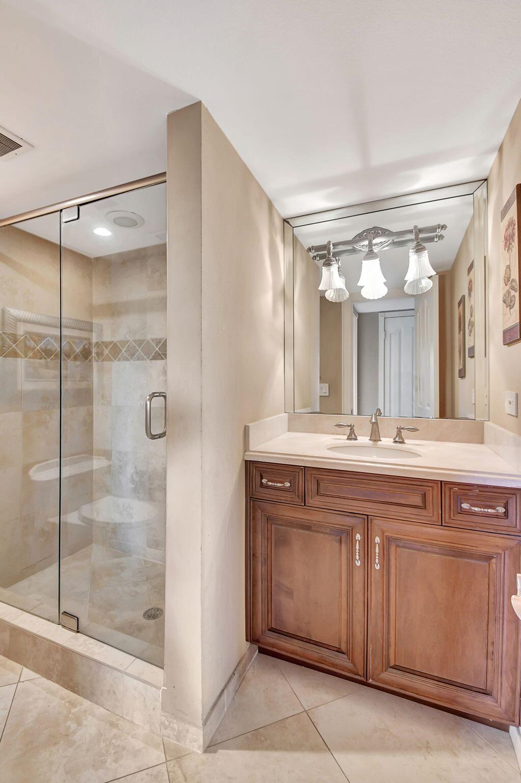 2871 N Ocean Boulevard V357