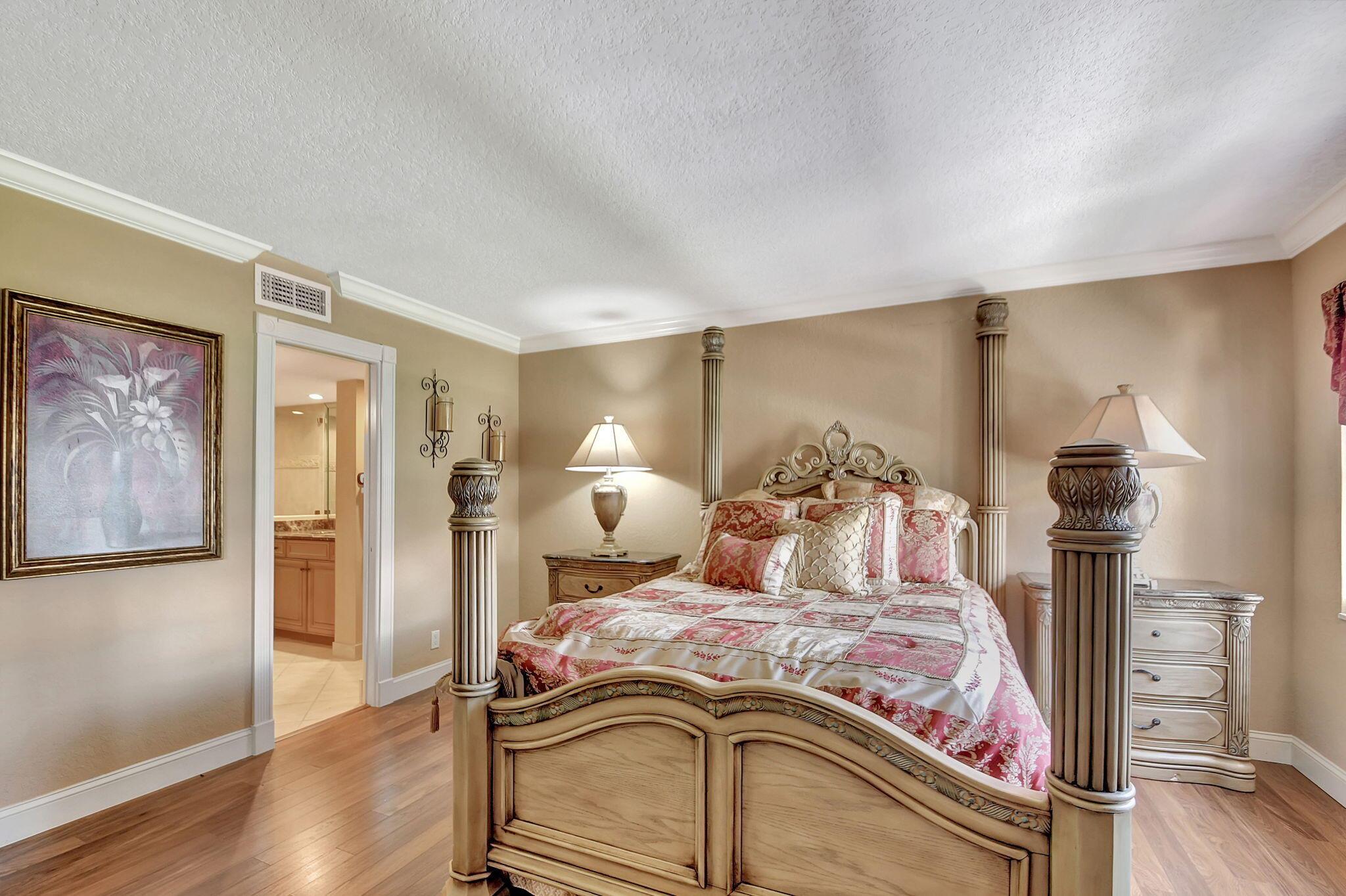 2871 N Ocean Boulevard V357