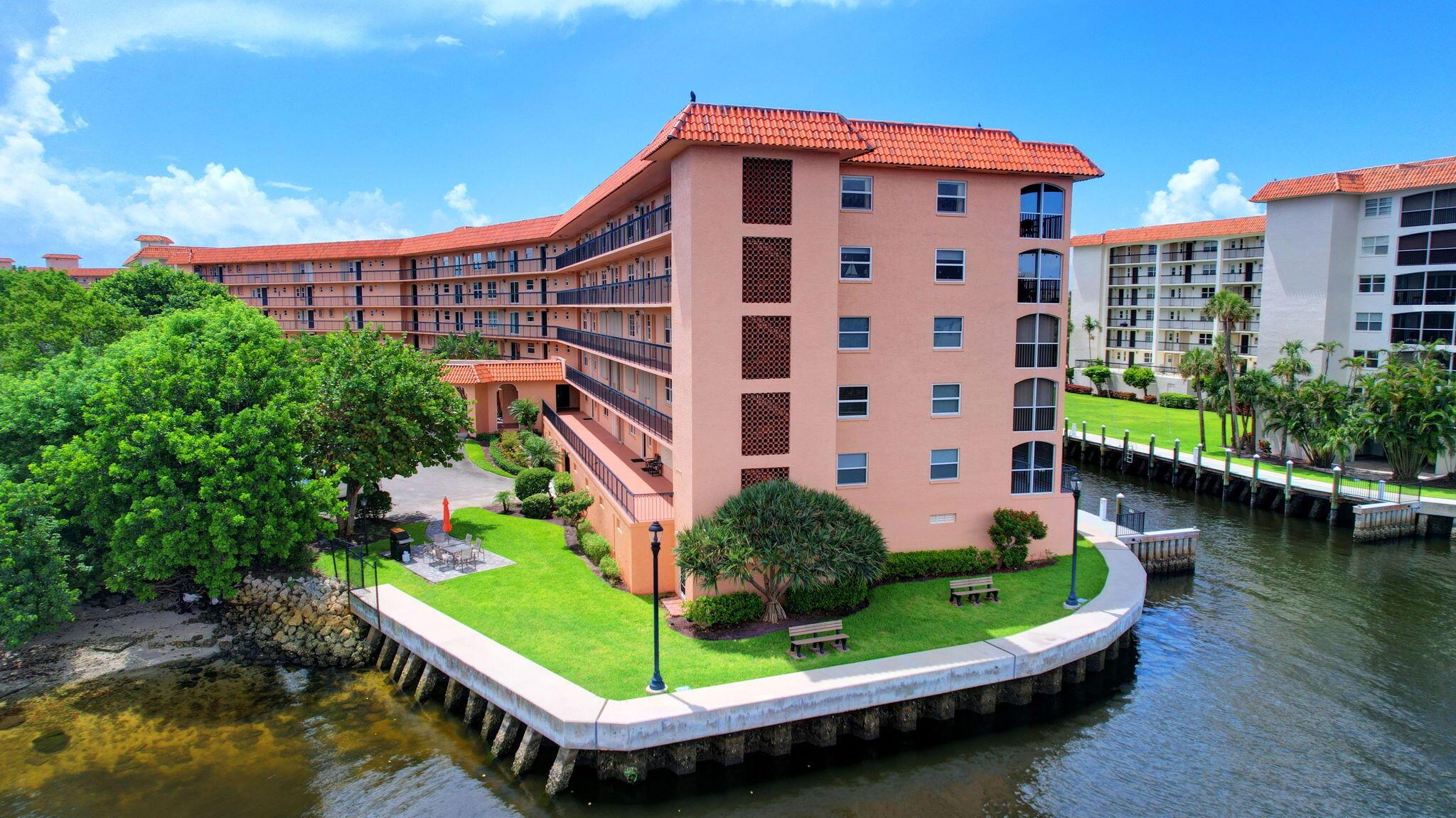 2871 N Ocean Boulevard V357