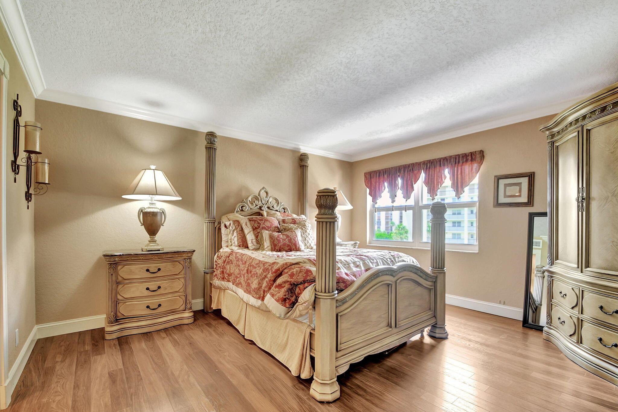 2871 N Ocean Boulevard V357