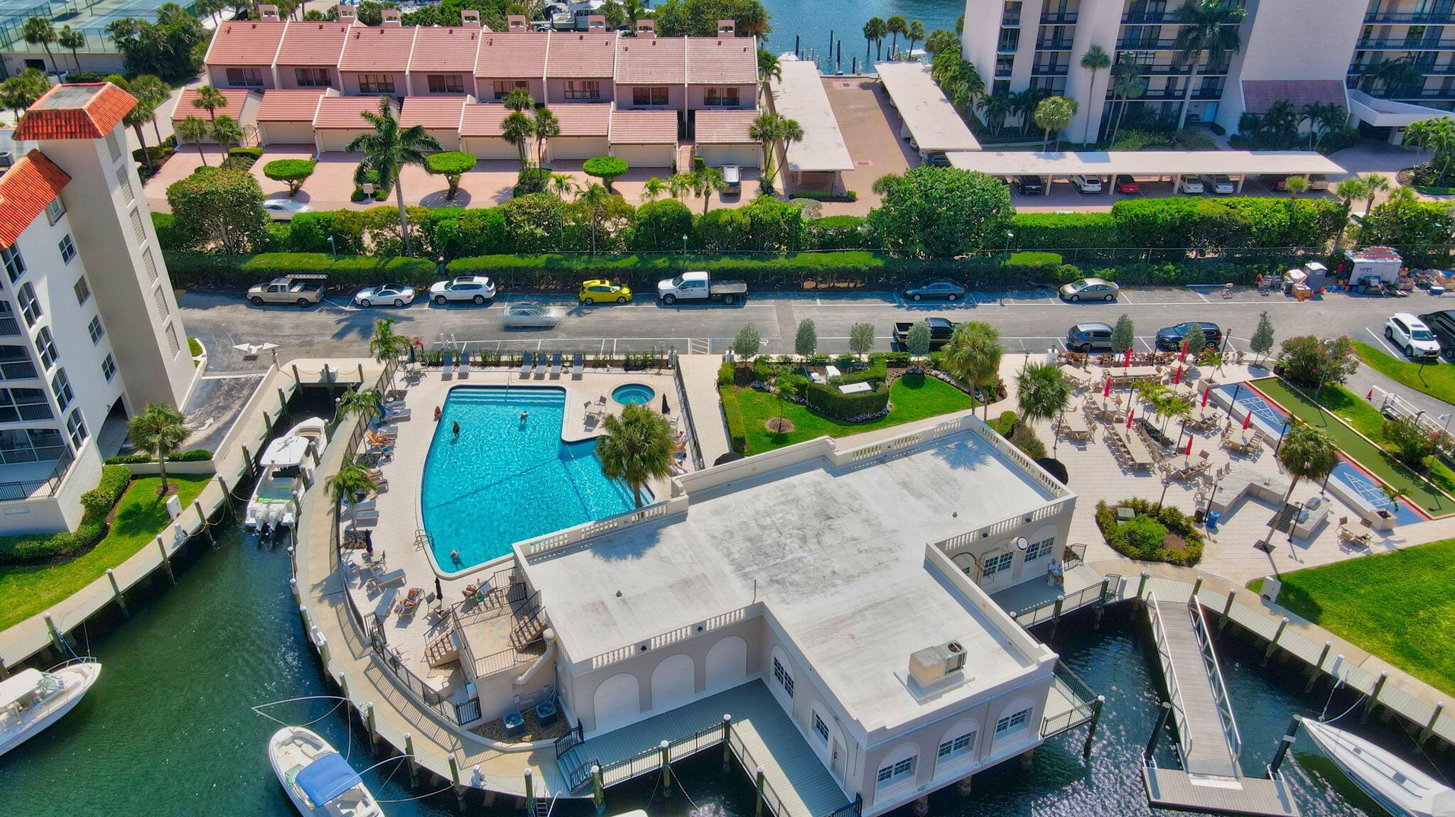 2871 N Ocean Boulevard V357