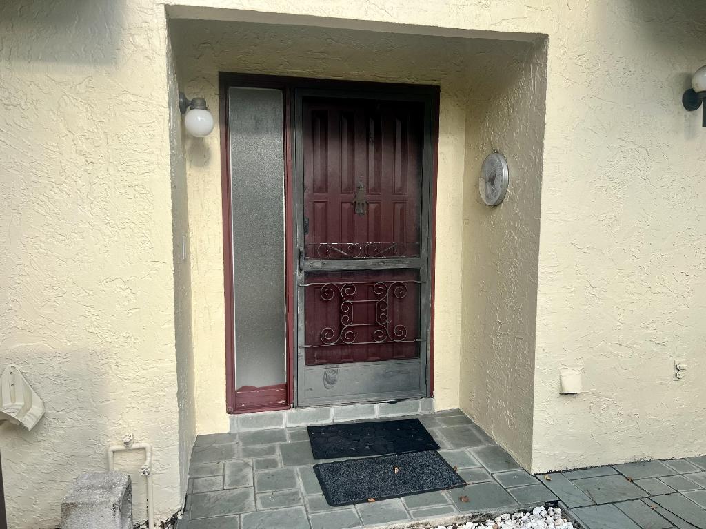 215 Thorn Apple Court