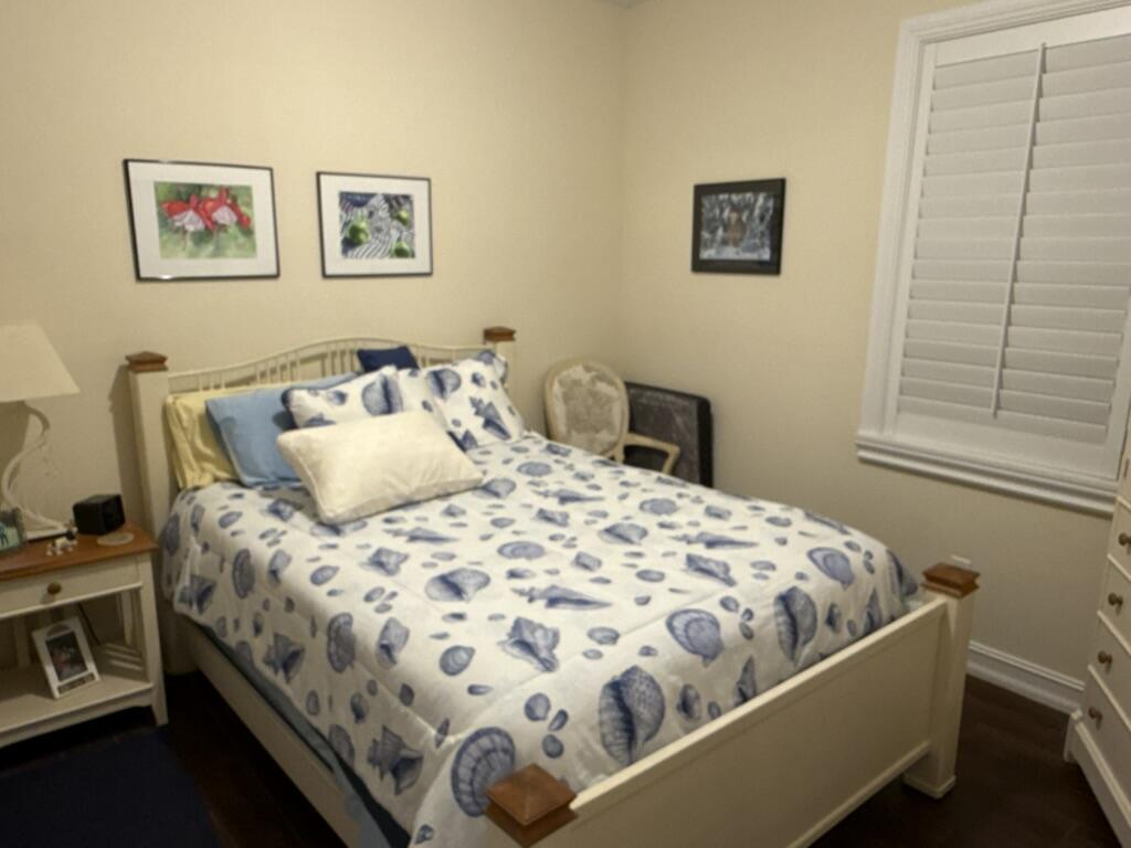 6133 NW Castlebay Lane