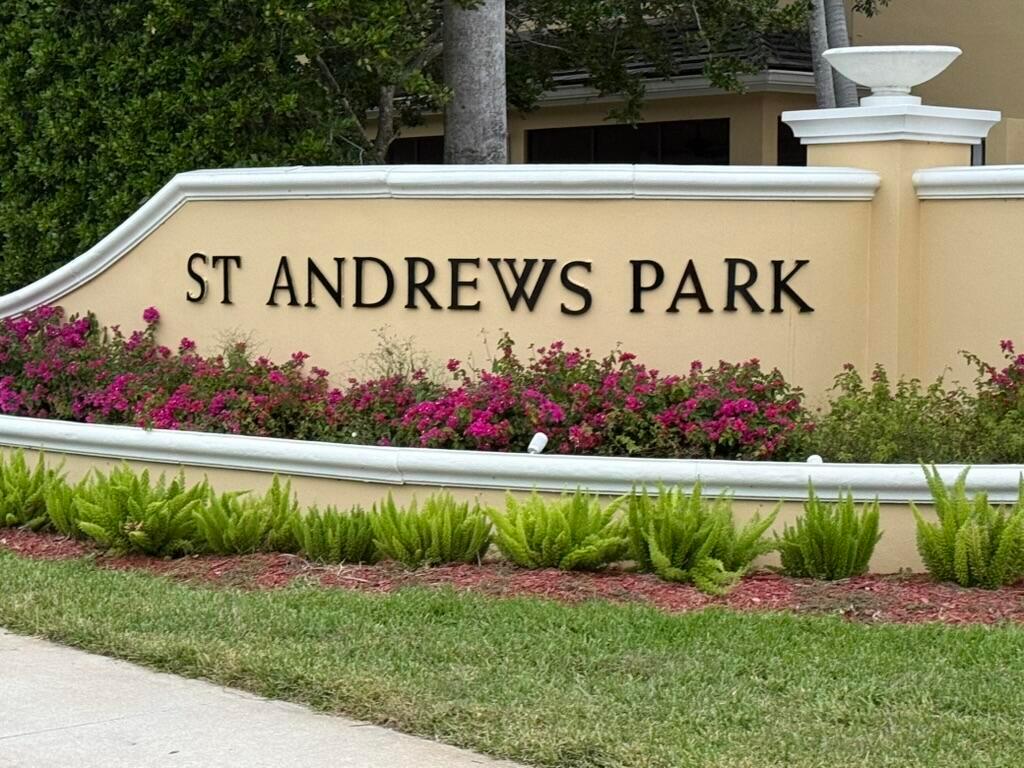 6133 NW Castlebay Lane