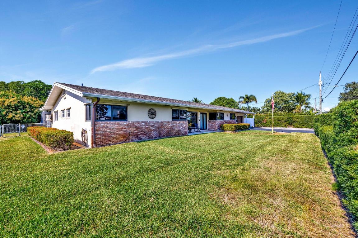 4633 SW 38th Terrace