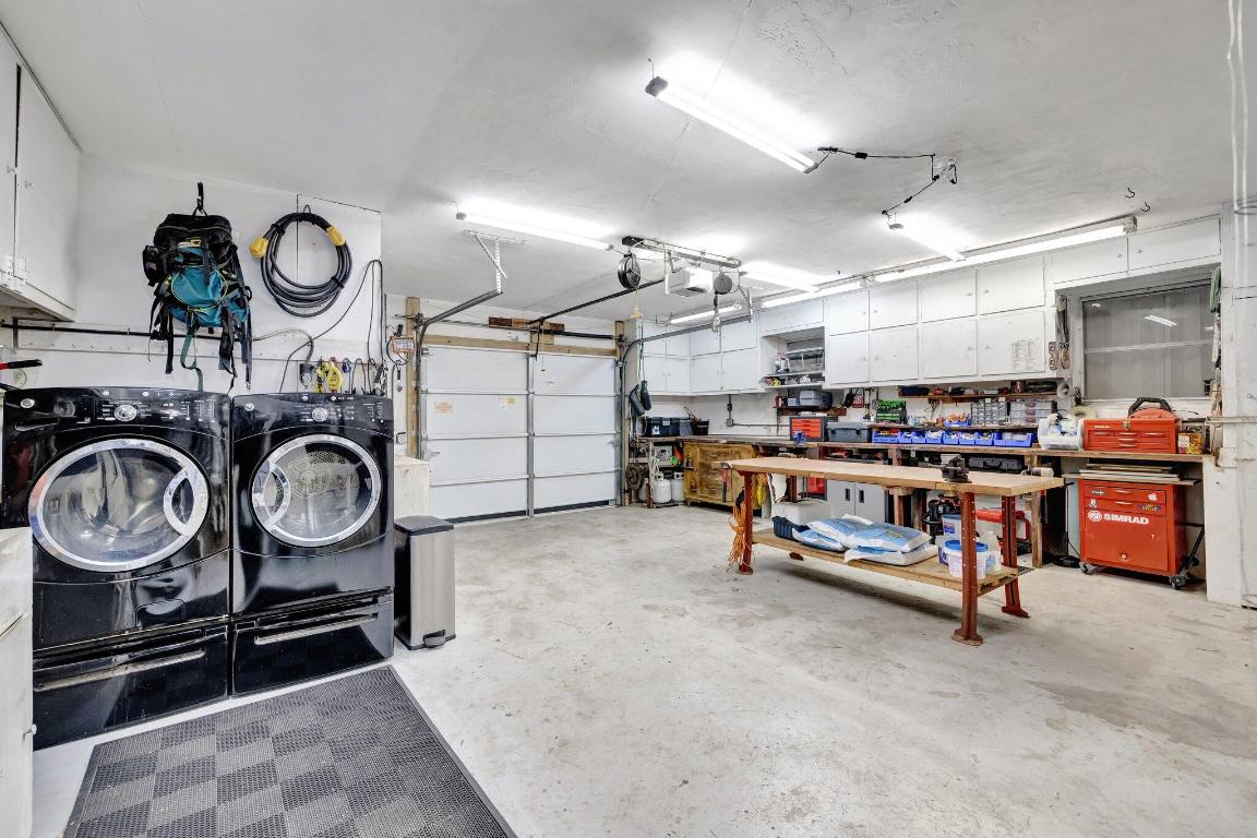 4633 SW 38th Terrace