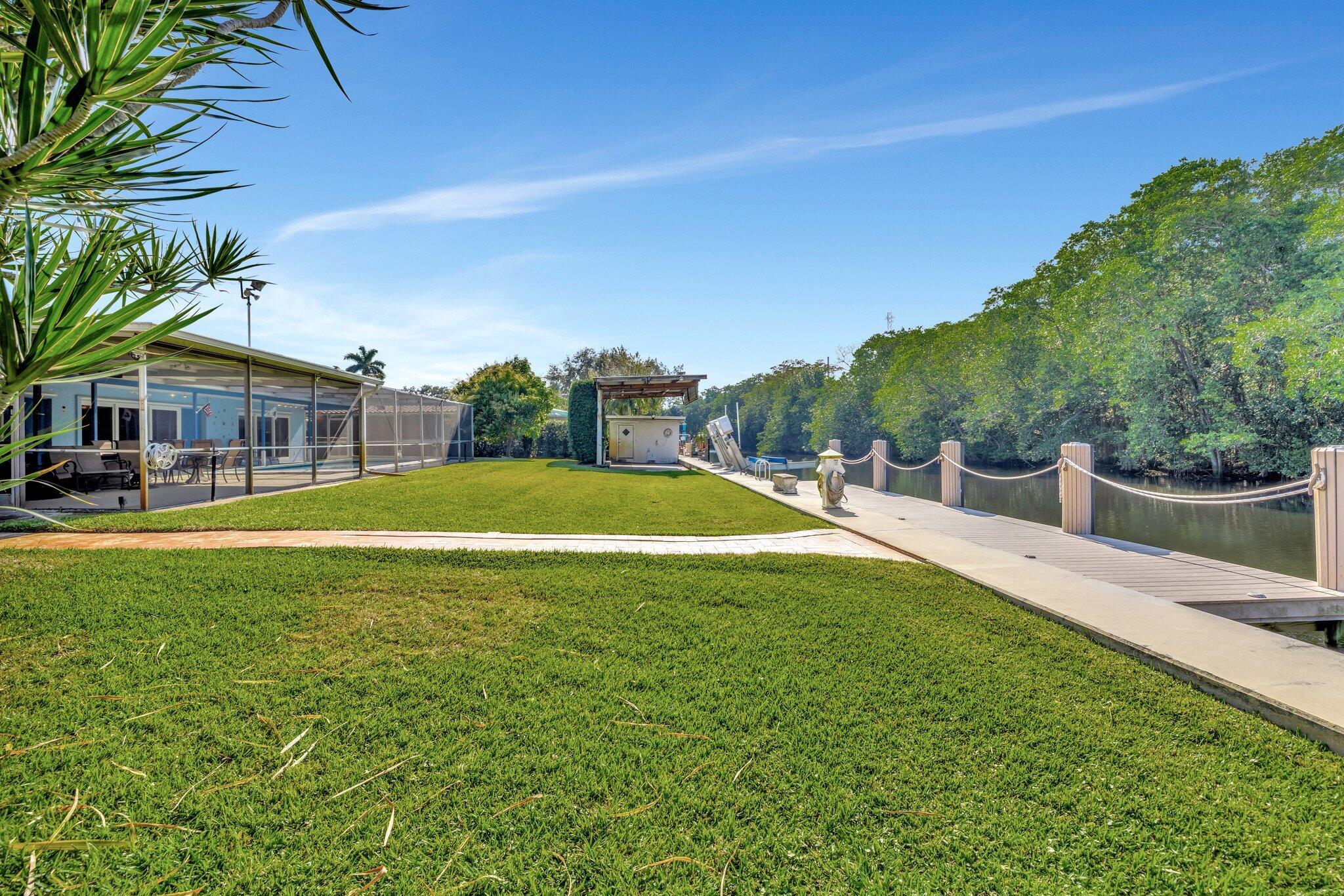 4633 SW 38th Terrace