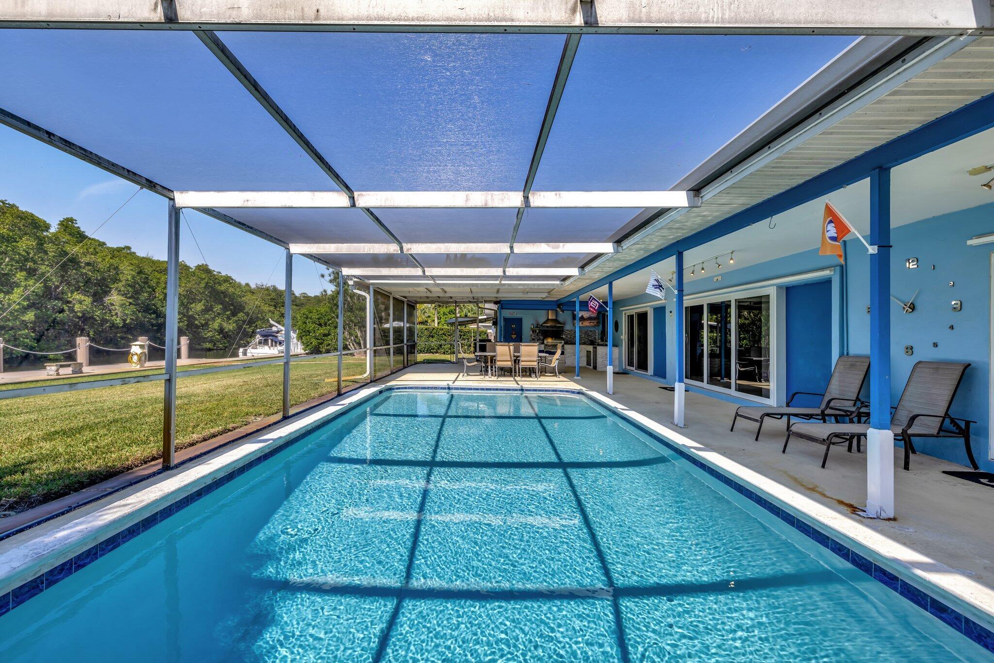 4633 SW 38th Terrace