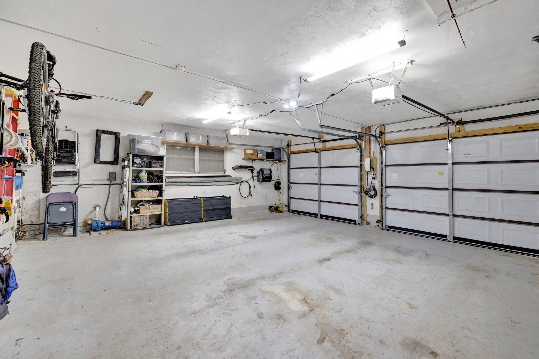 4633 SW 38th Terrace