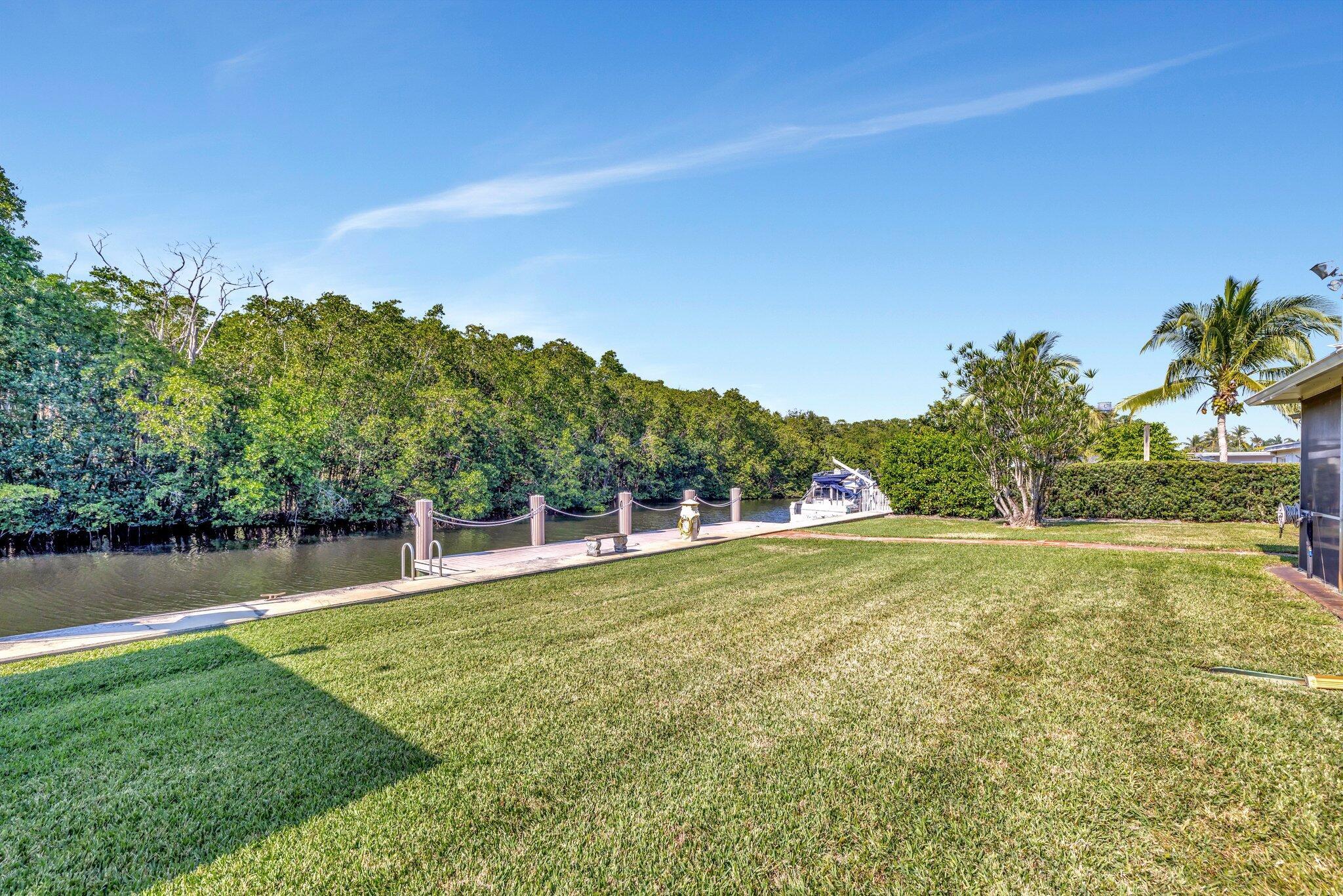 4633 SW 38th Terrace