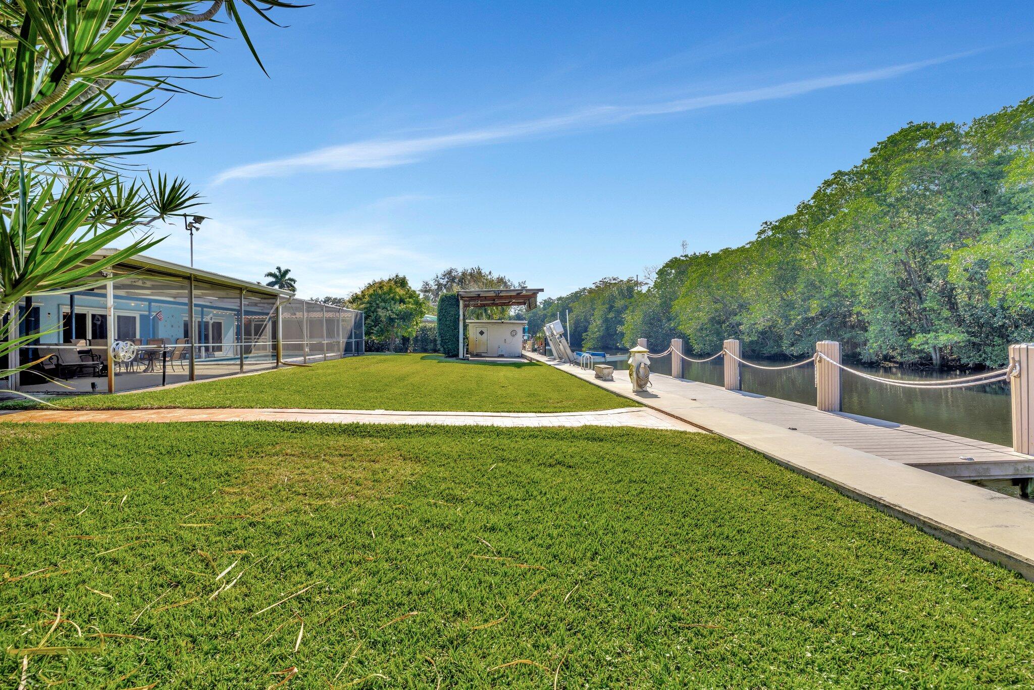 4633 SW 38th Terrace