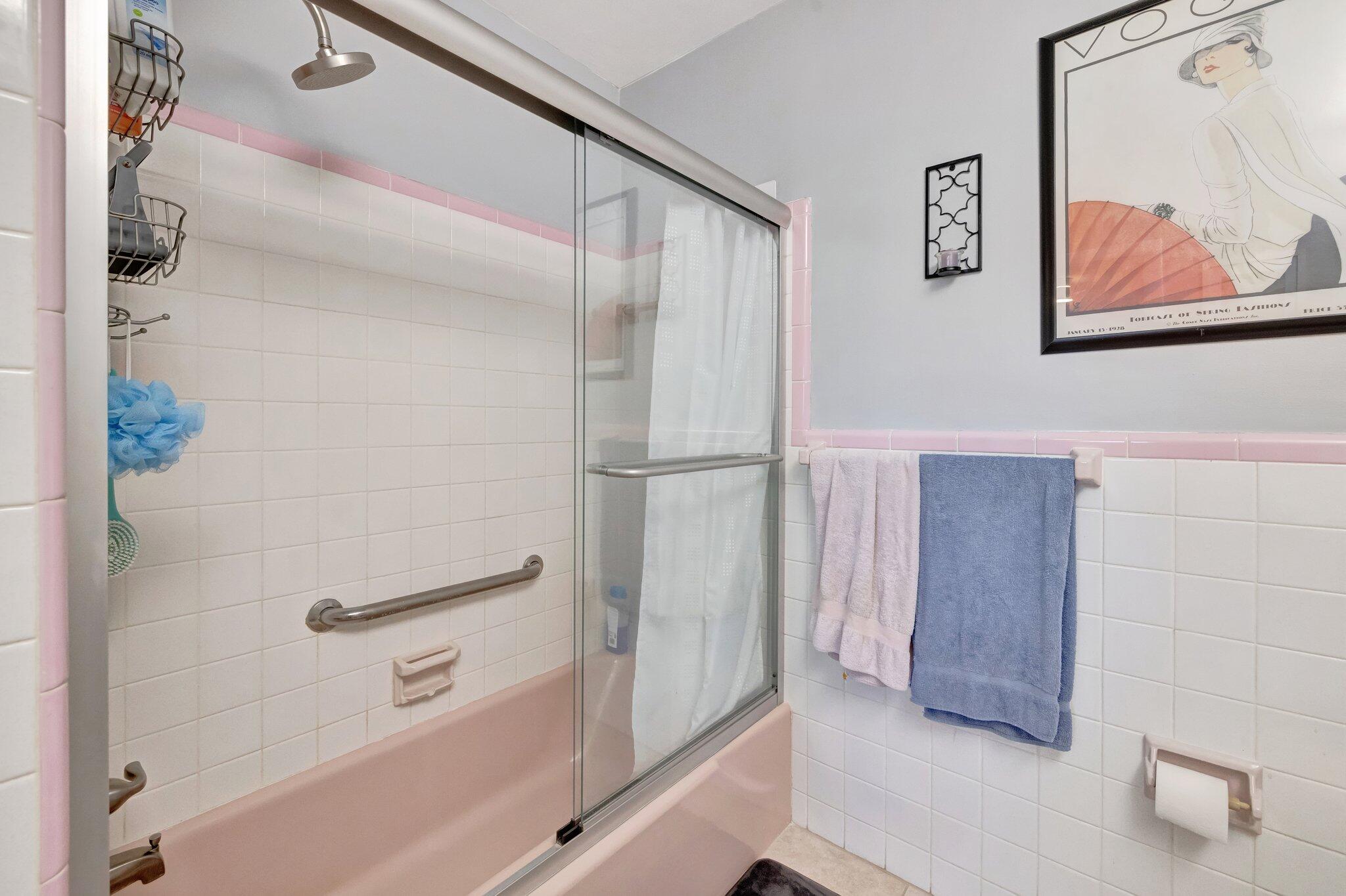 4633 SW 38th Terrace