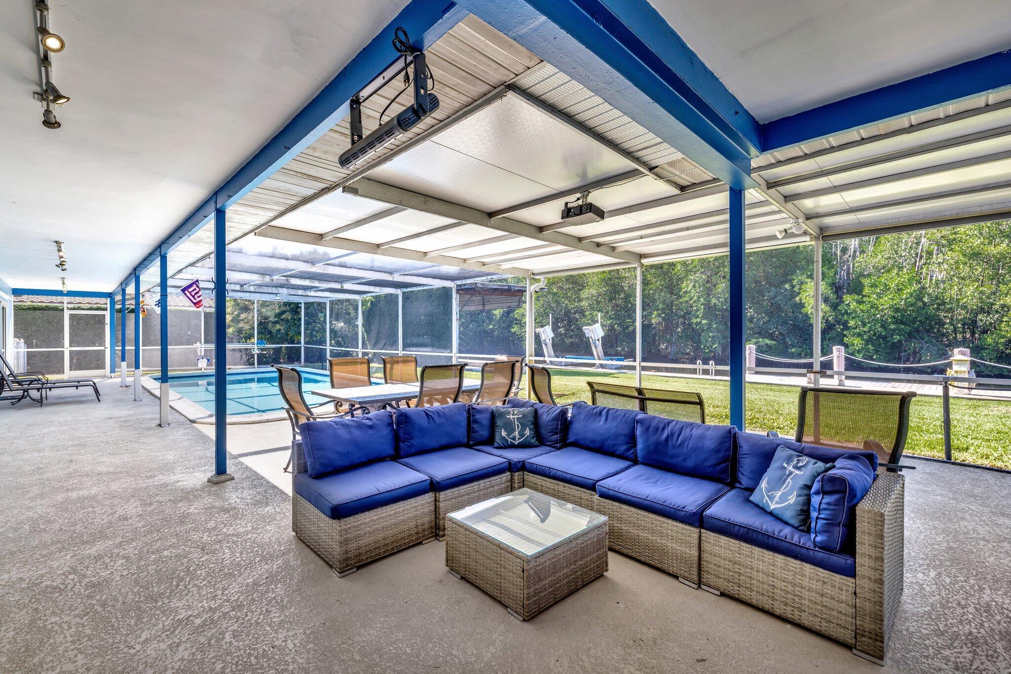 4633 SW 38th Terrace