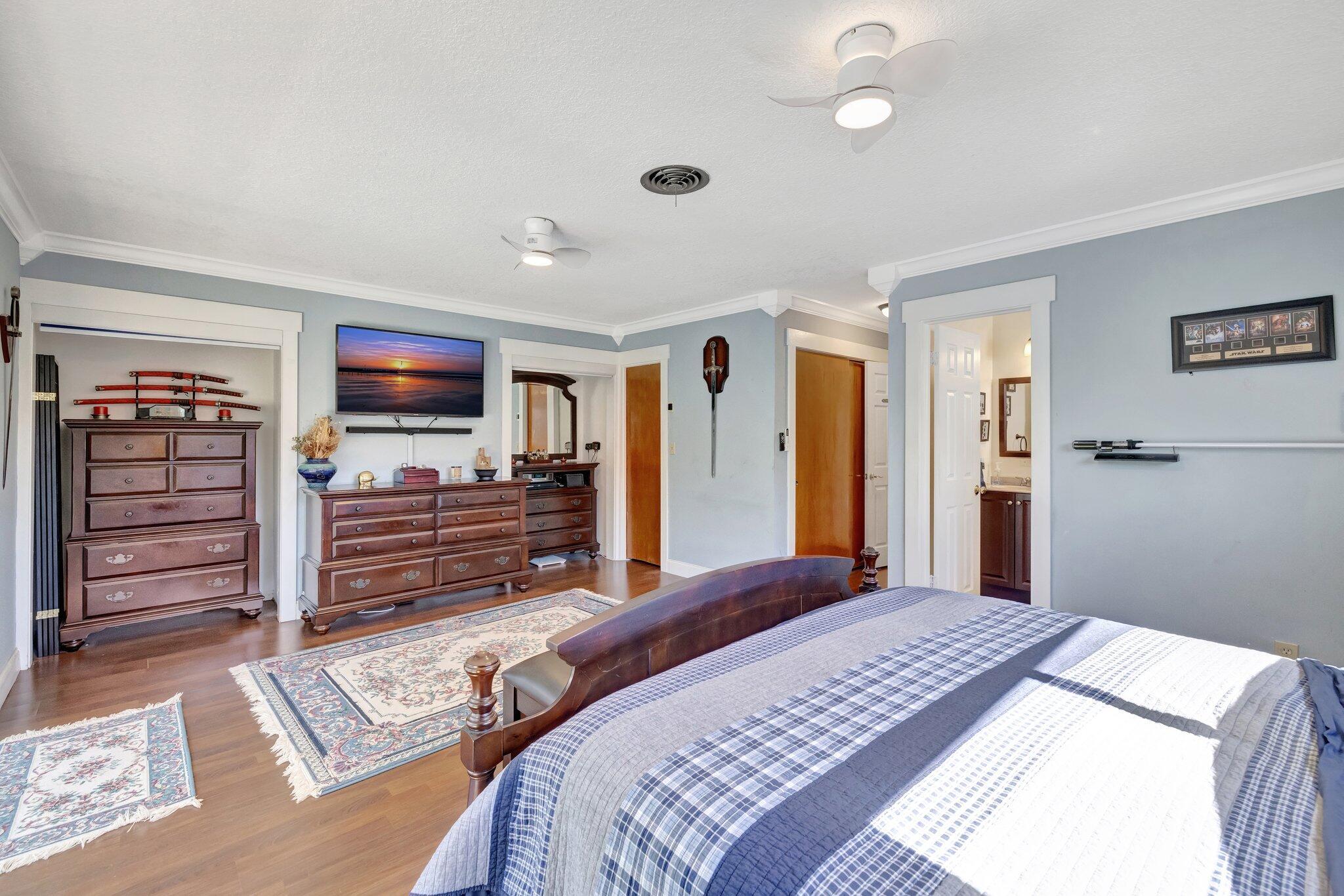 4633 SW 38th Terrace