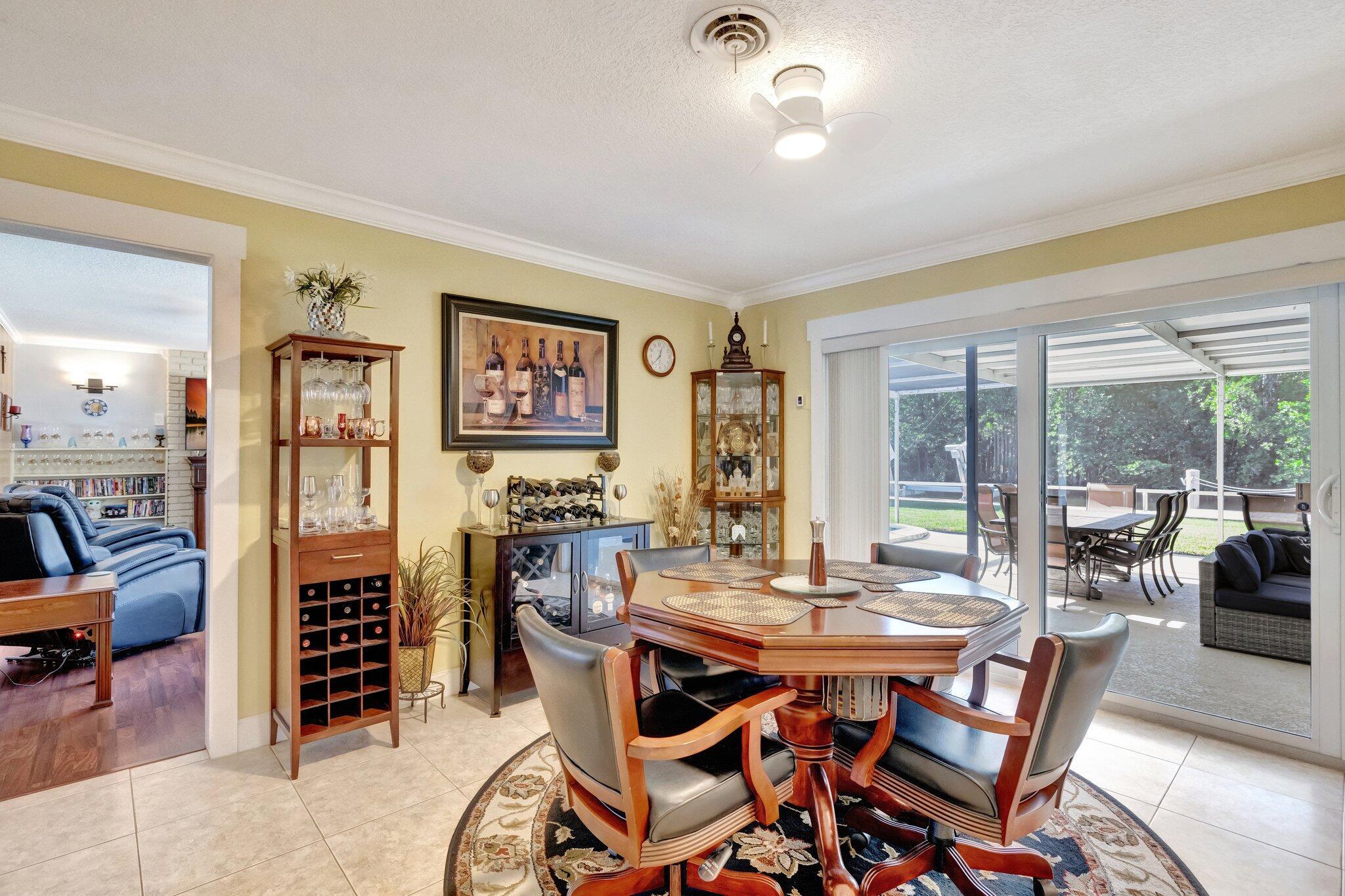 4633 SW 38th Terrace