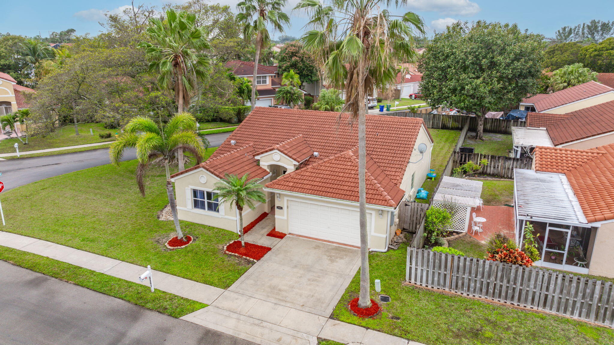 3301 El Capitan Drive