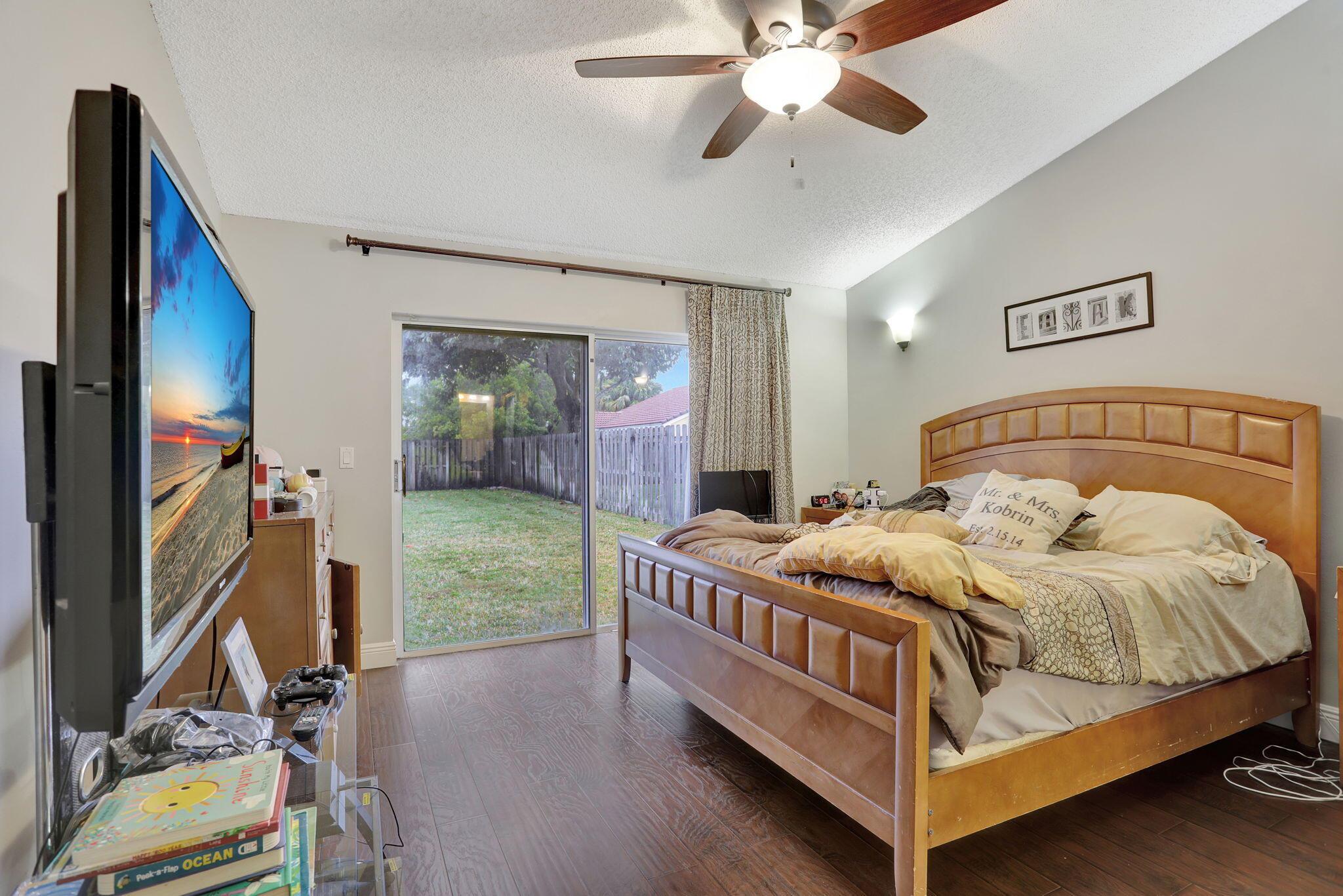 3301 El Capitan Drive