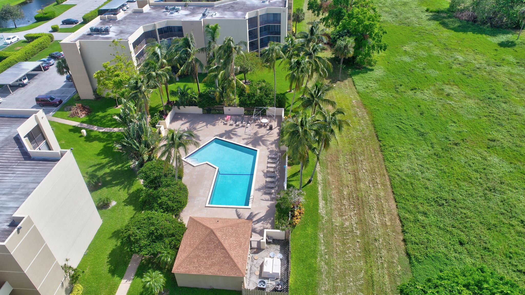 5801 Camino Del Sol 102