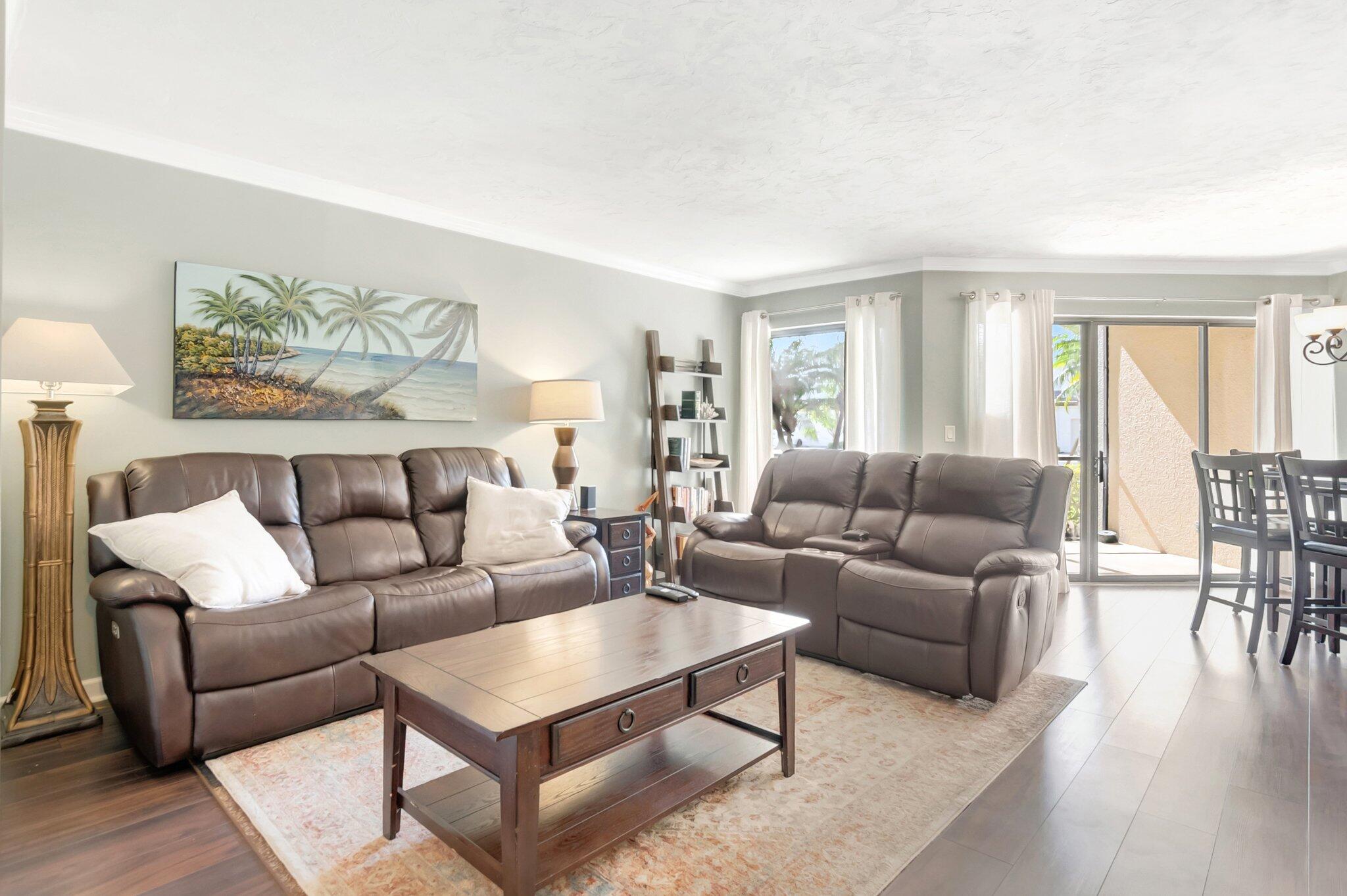 5801 Camino Del Sol 102