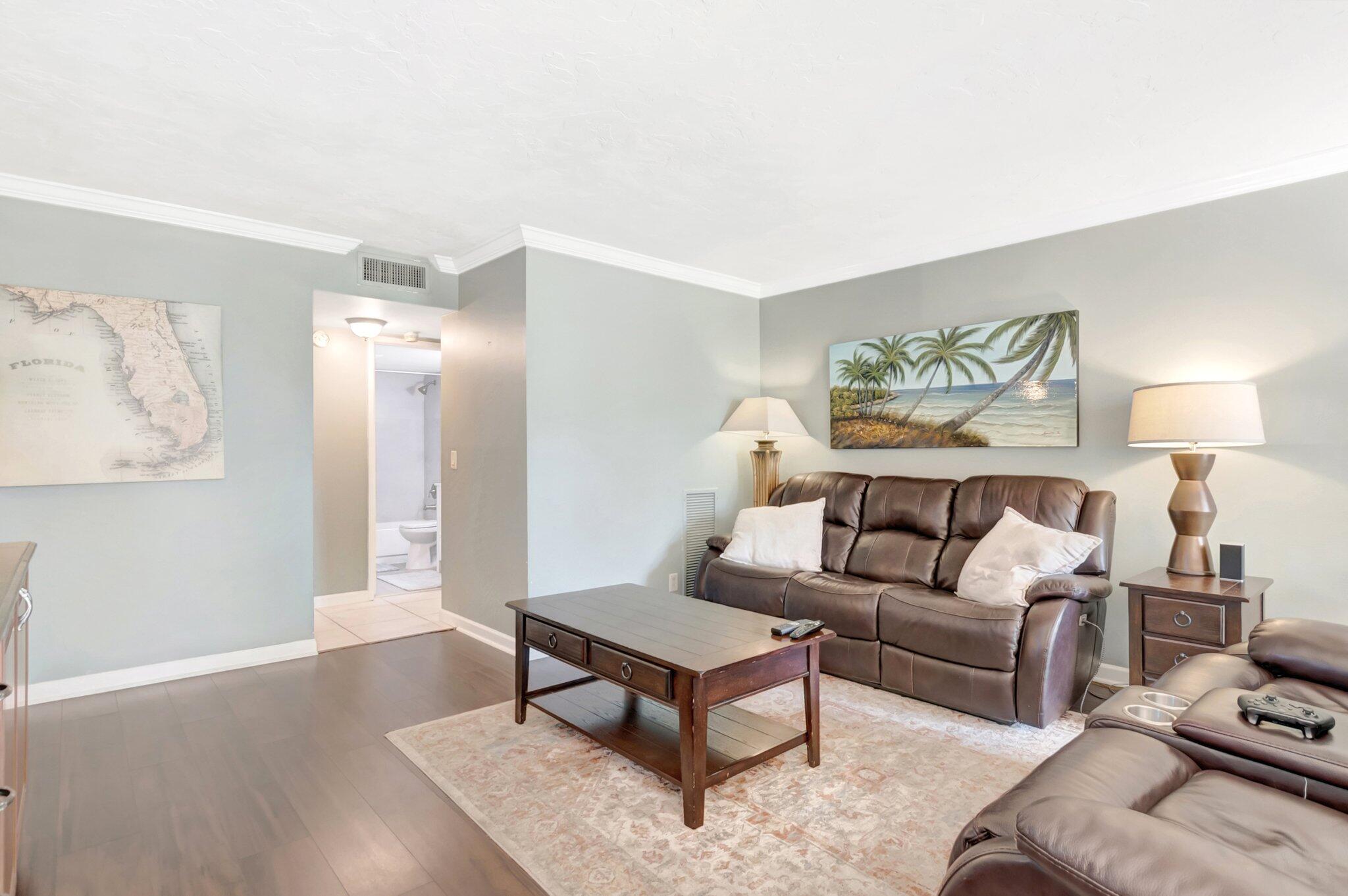 5801 Camino Del Sol 102