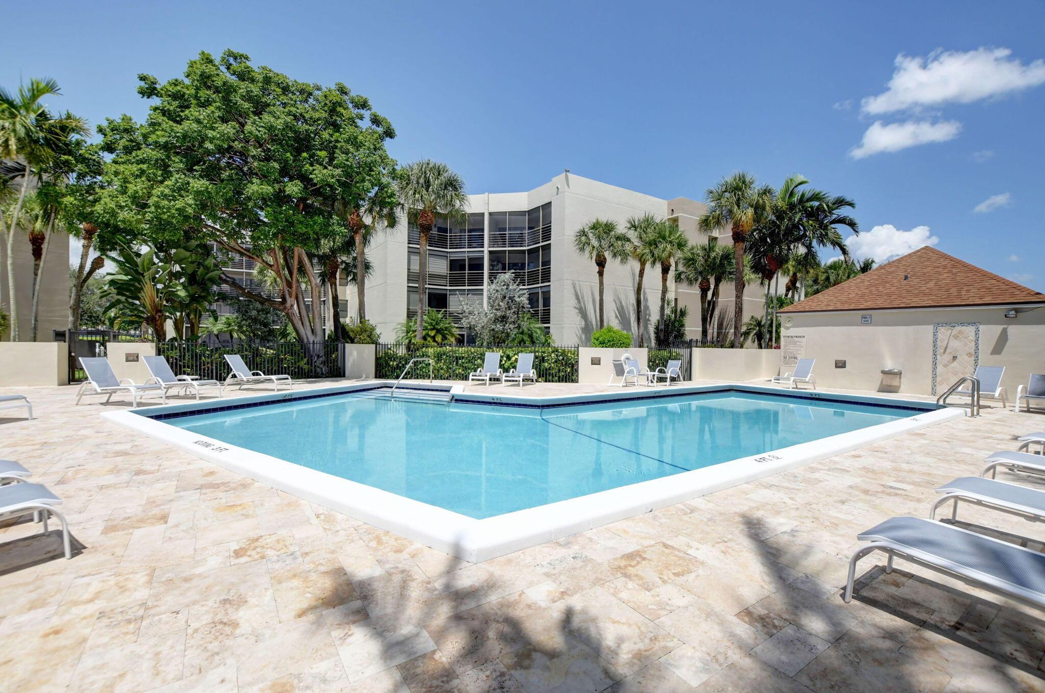 5801 Camino Del Sol 102