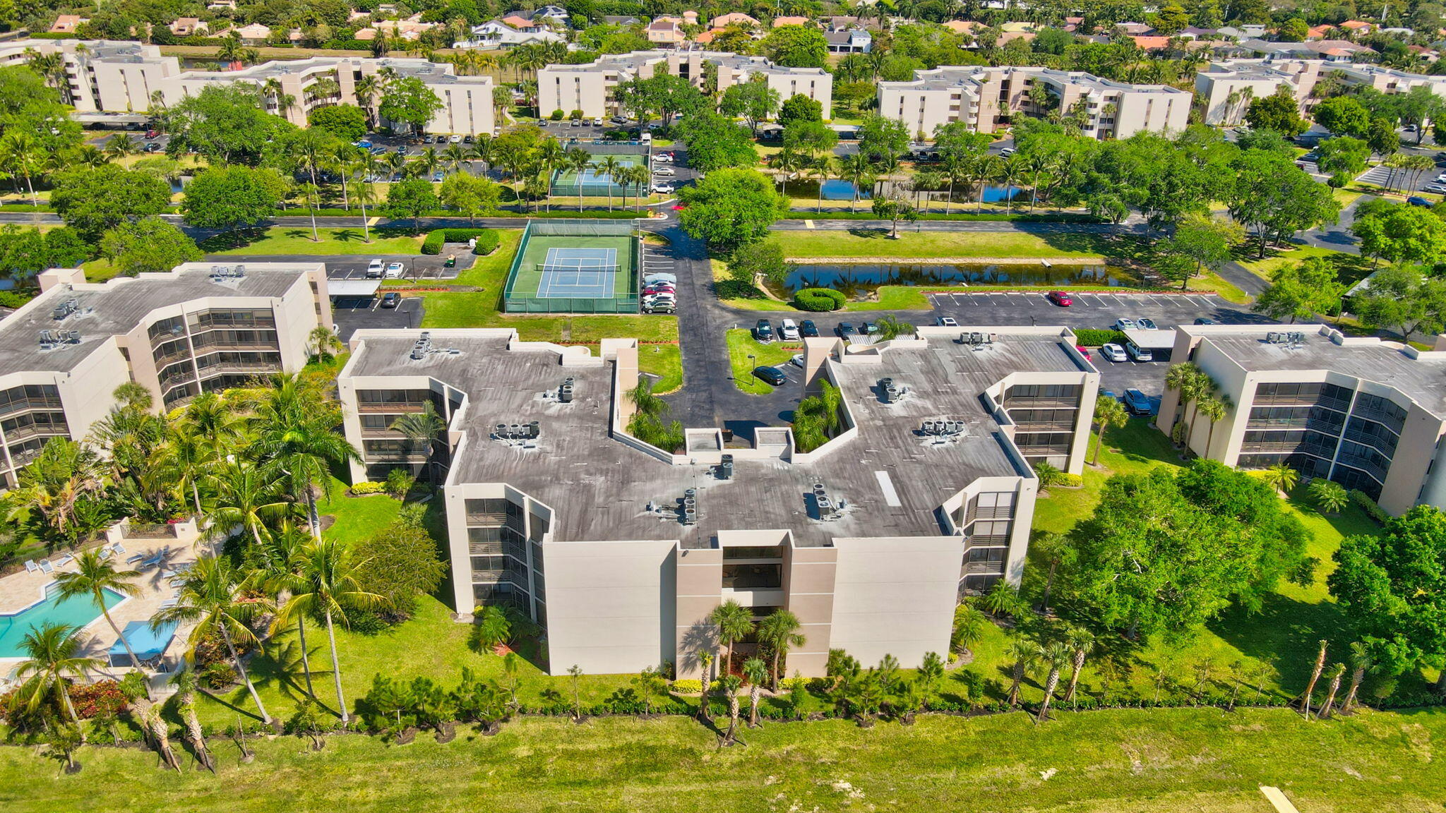 5801 Camino Del Sol 102