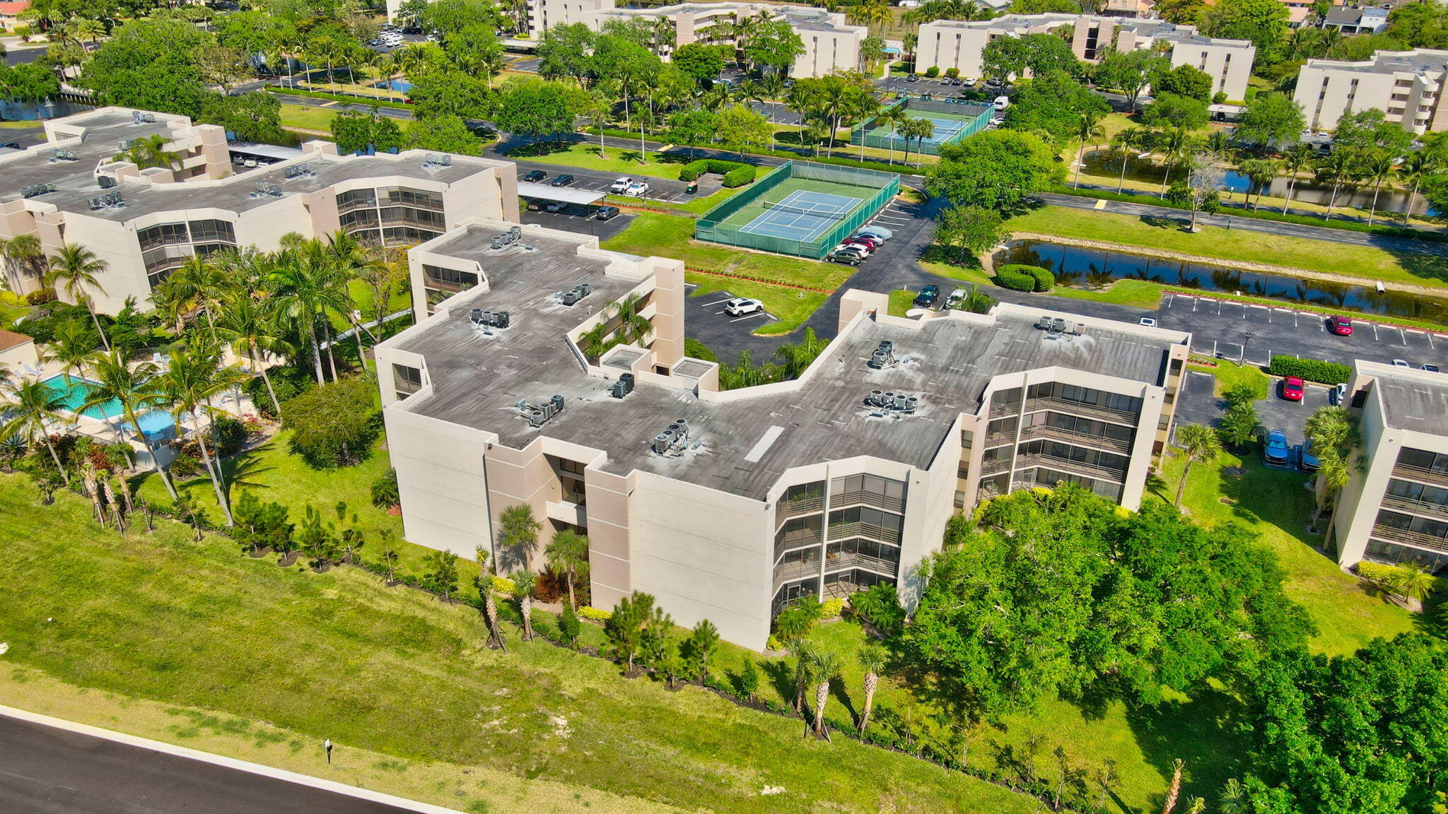 5801 Camino Del Sol 102