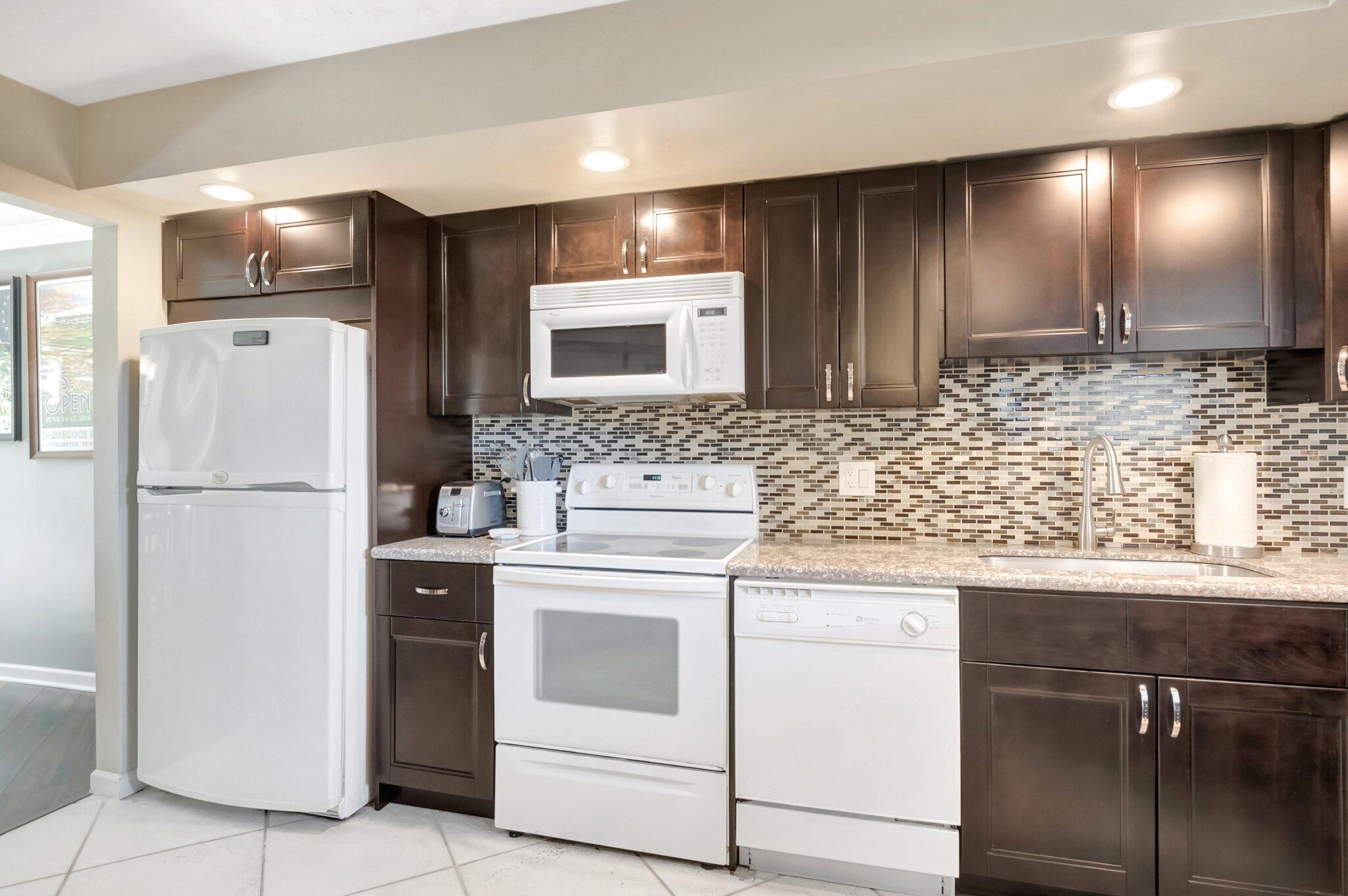 5801 Camino Del Sol 102