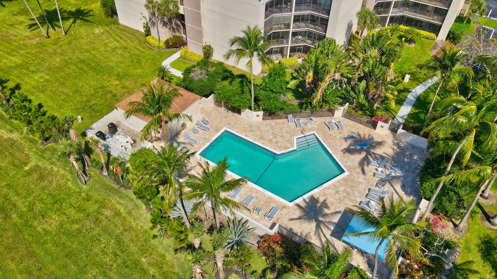 5801 Camino Del Sol 102