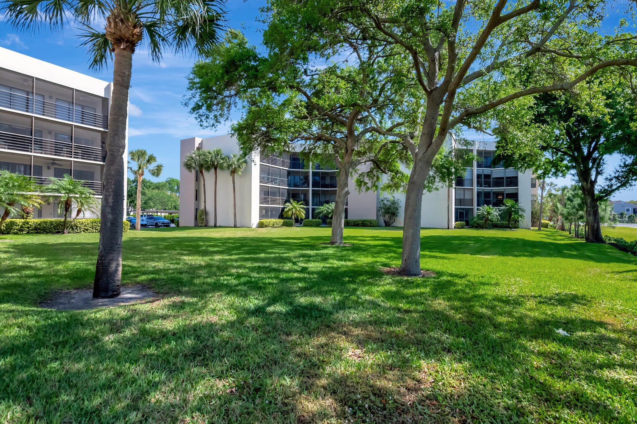 5801 Camino Del Sol 102