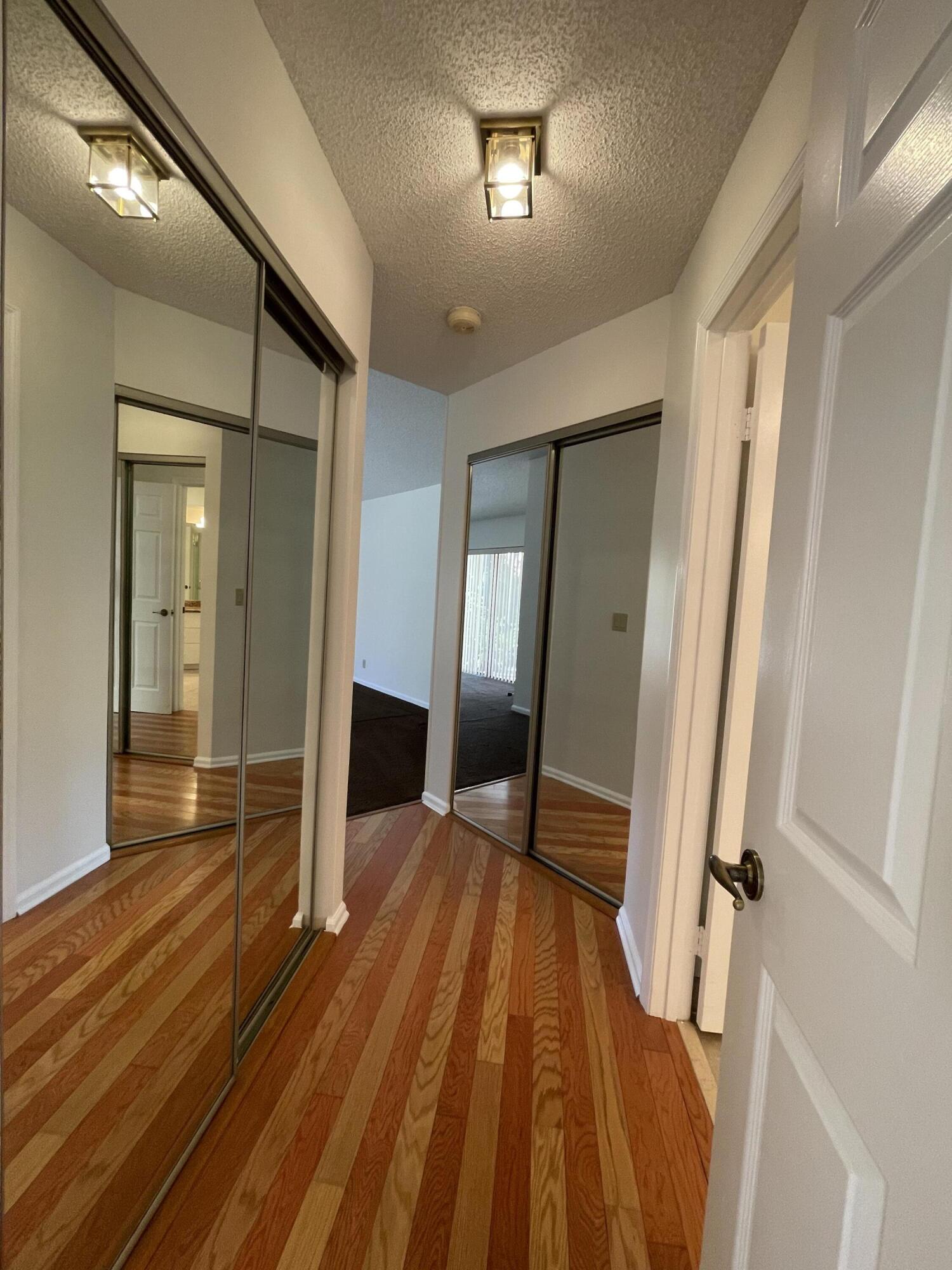 2575 La Cristal Circle