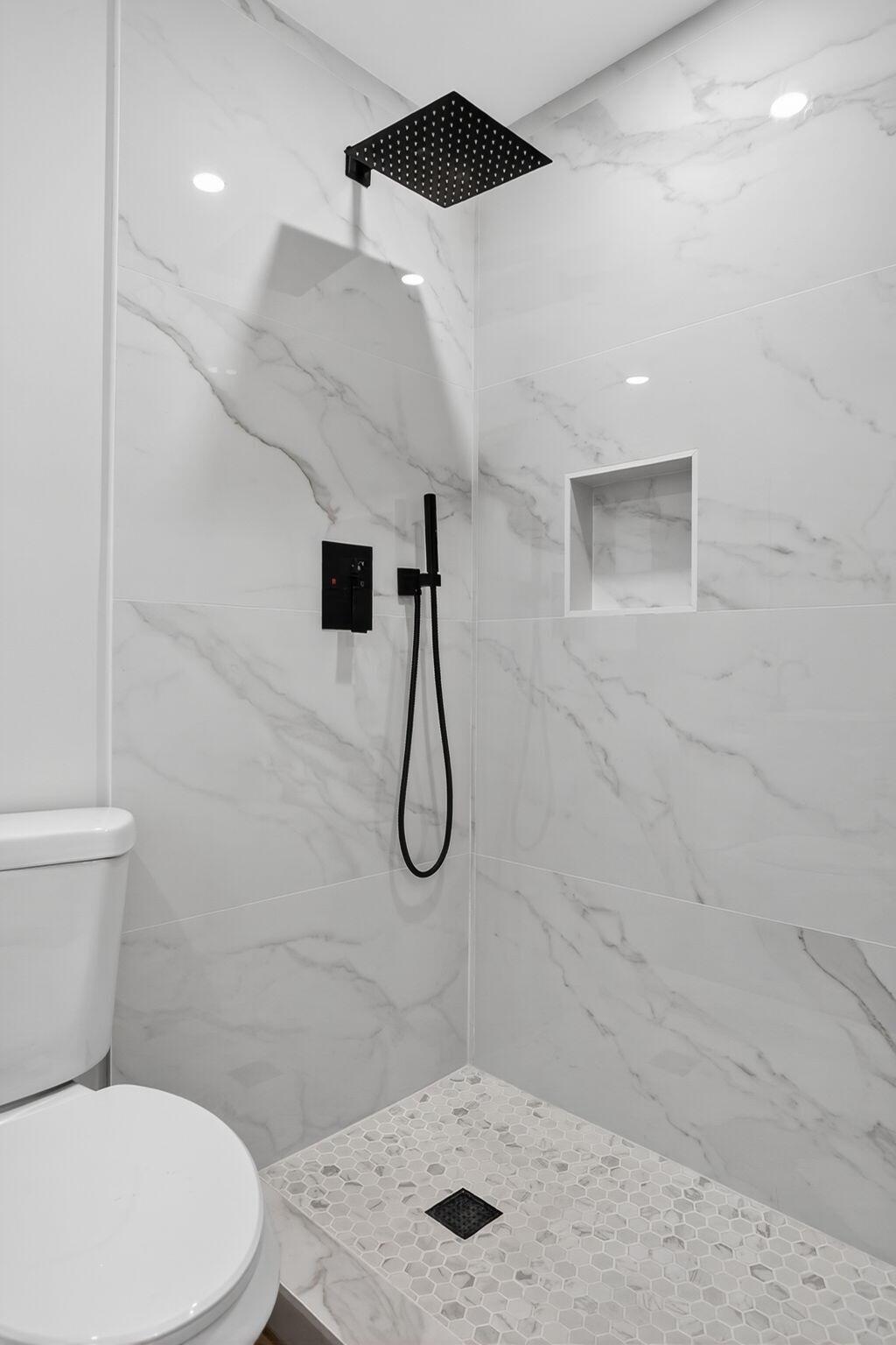 1851 NE 25th Avenue 2