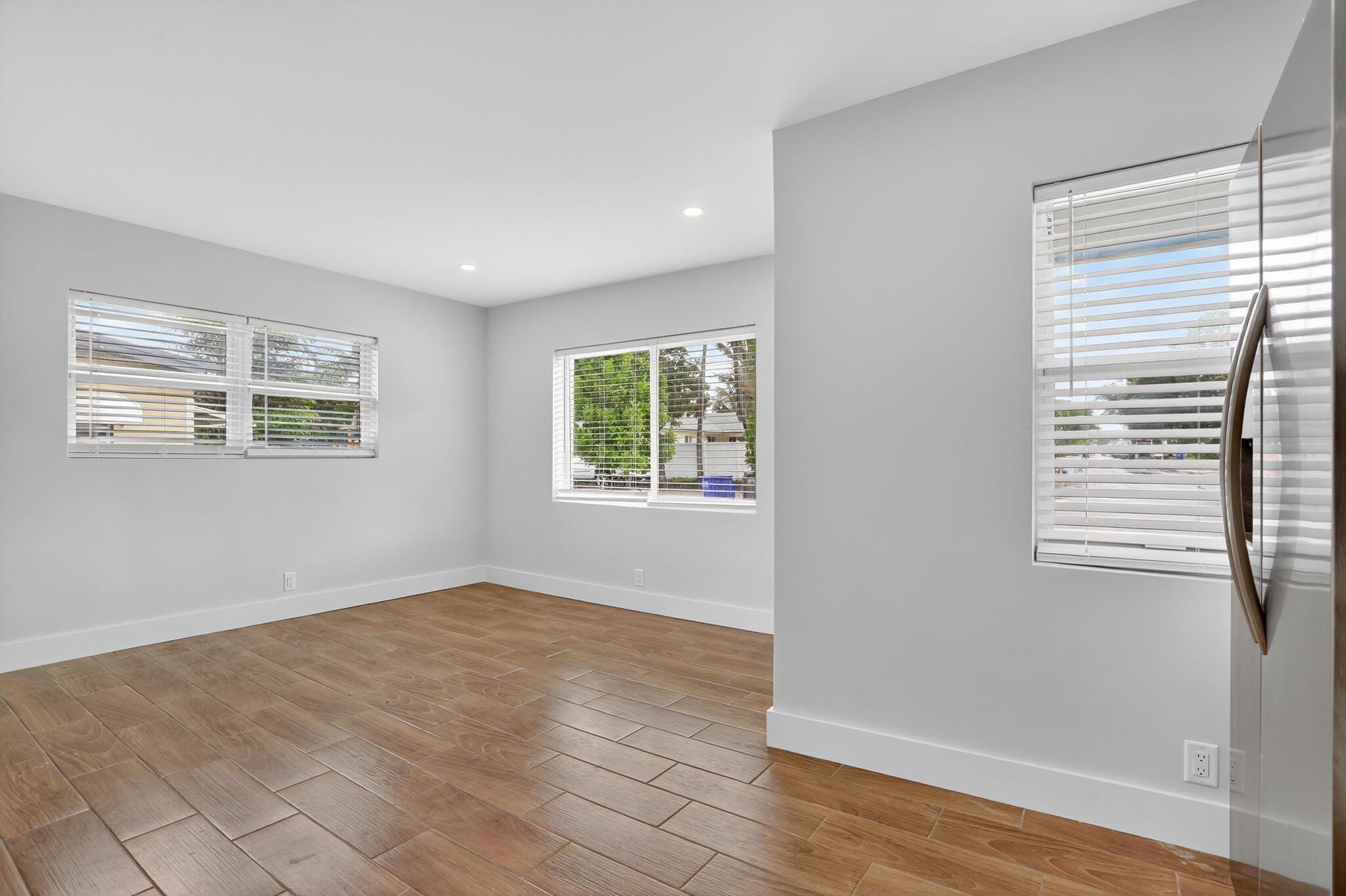 1851 NE 25th Avenue 3